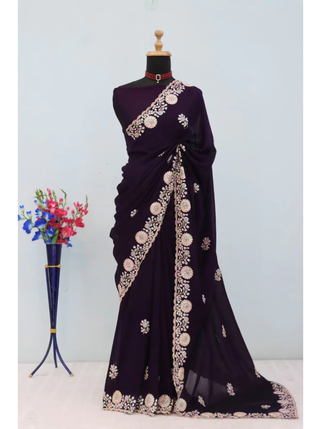 Luxurious Purple Floral Vichitra Silk Saree Embellished With Thread Embroidery & Sequins Work - Image 7