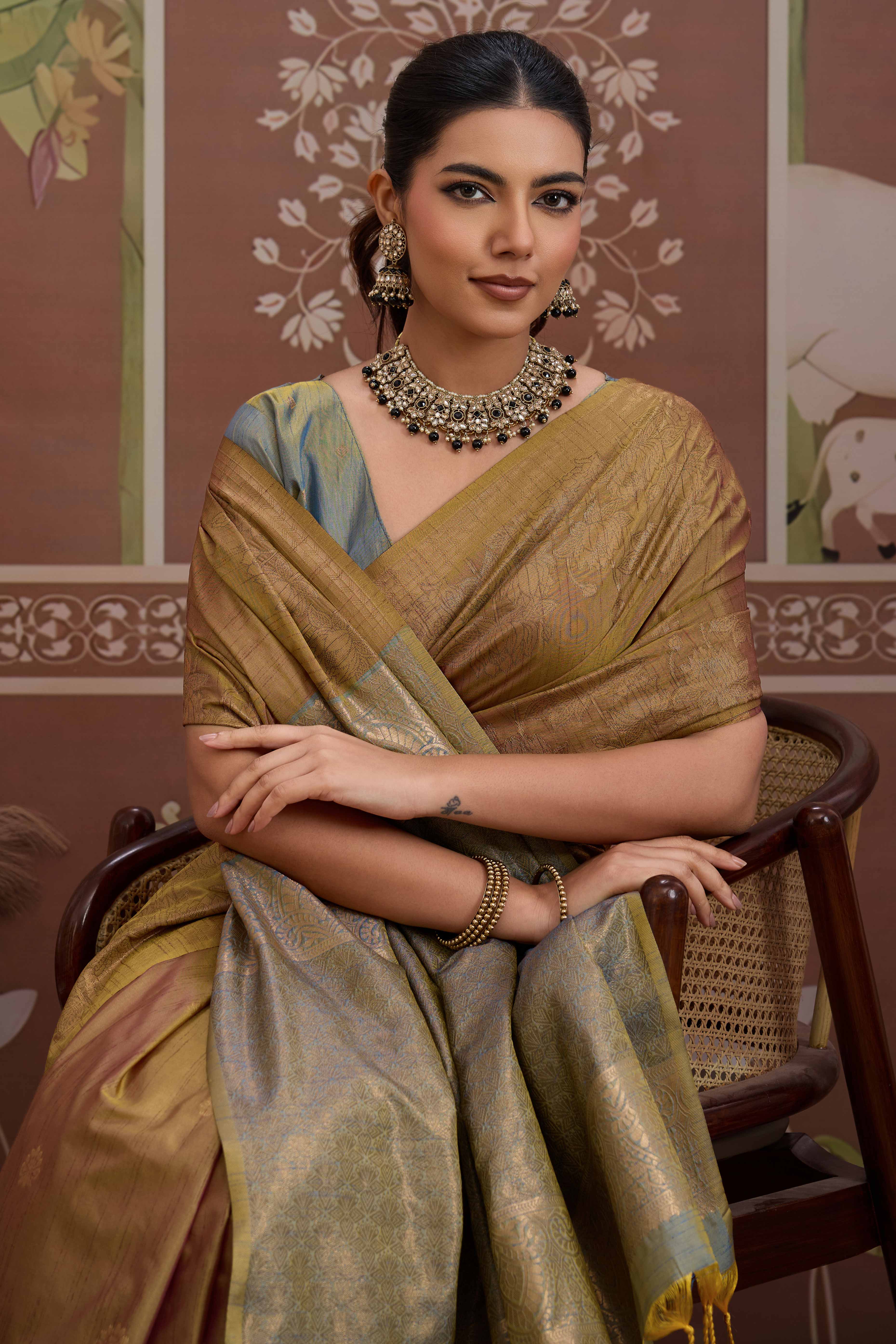 Luxury Brownish Gold Pichwai Style Saree in Silk Blend with Intricate Zari Work - Image 6