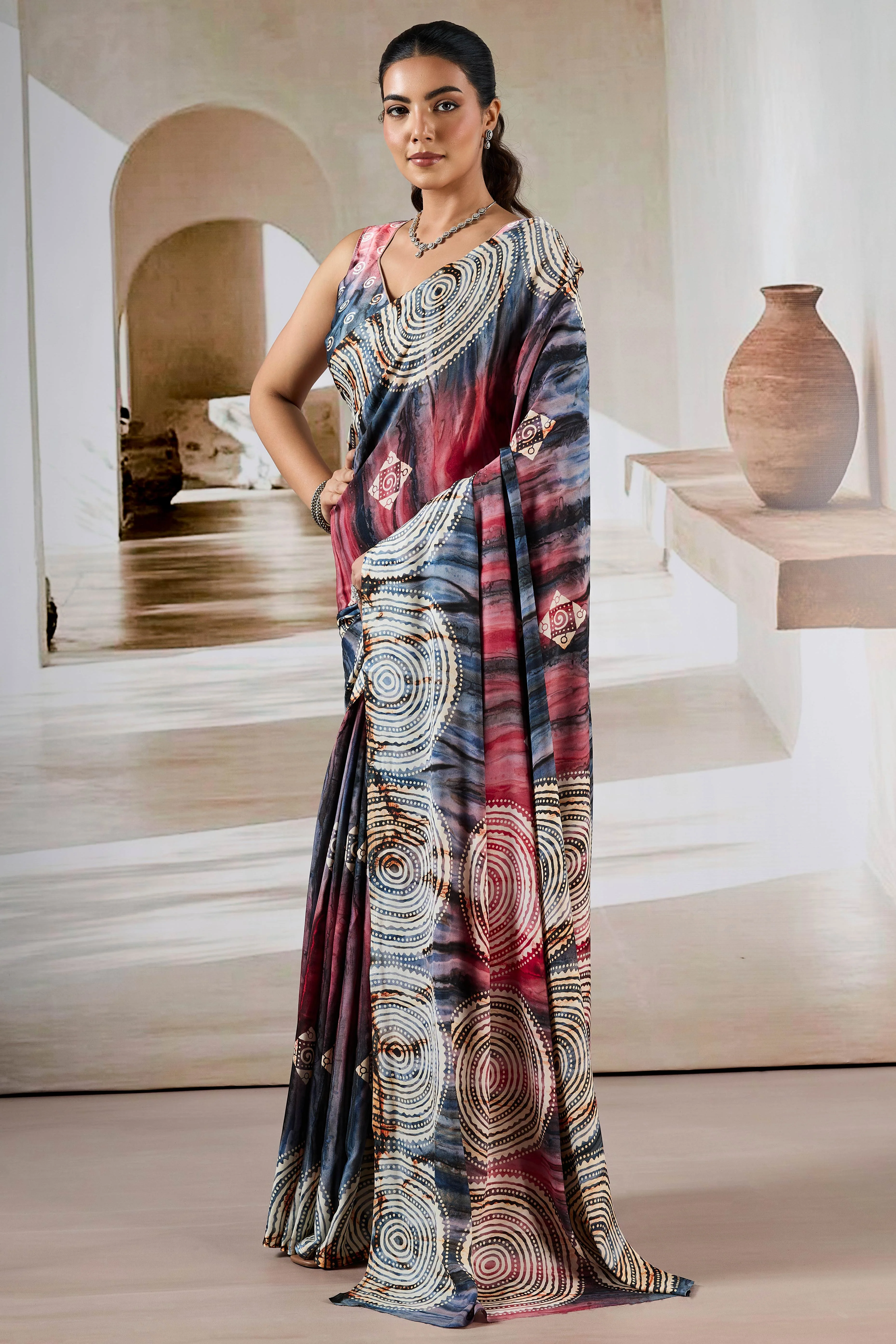 Luxury Charcoal Grey Abstract Prism Print Modal Satin Saree Featuring Artistic Work - Image 4