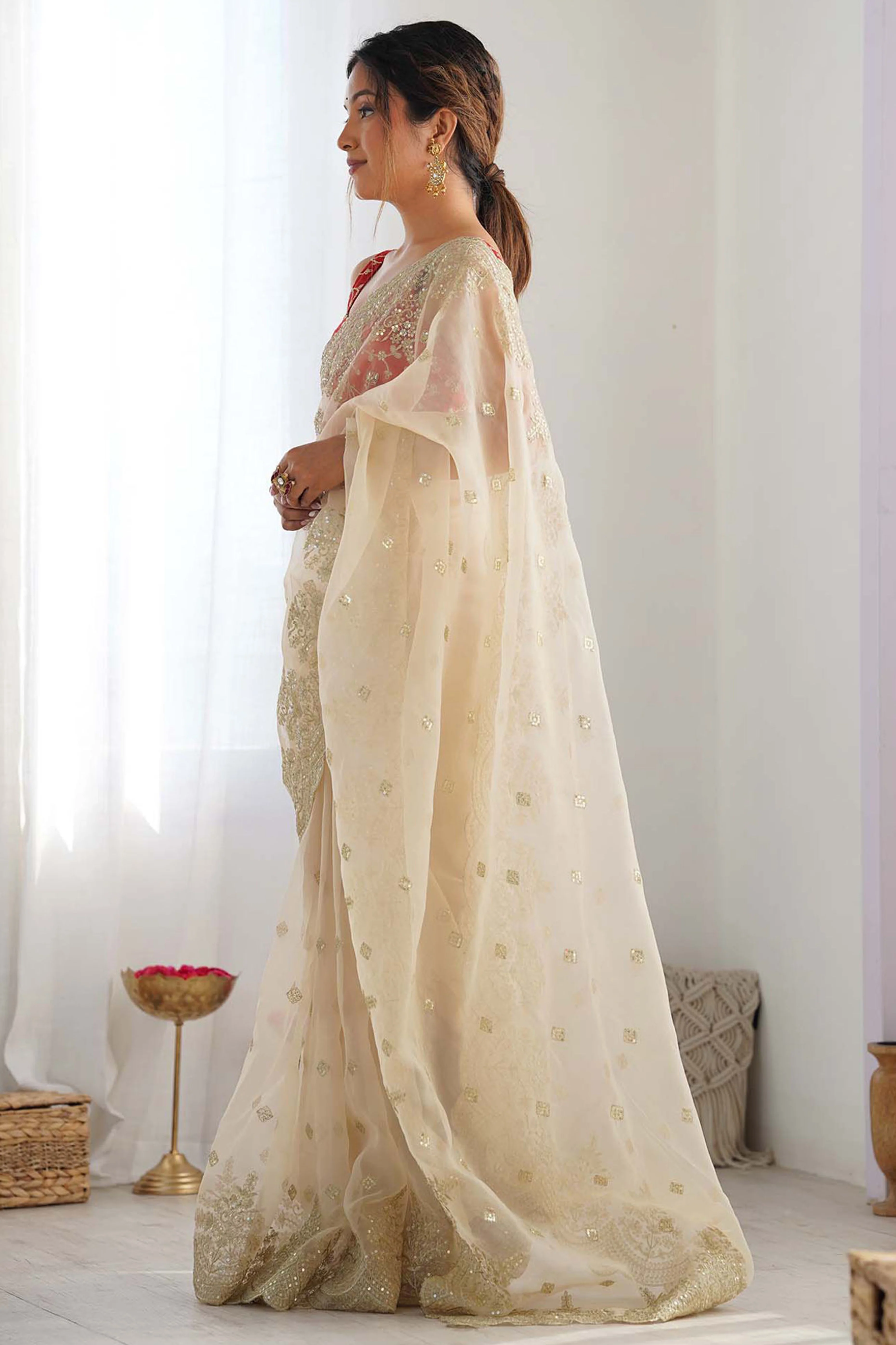 Luxury Cream Pure Organza Saree with Sequins Work for Festive Celebrations - Image 3