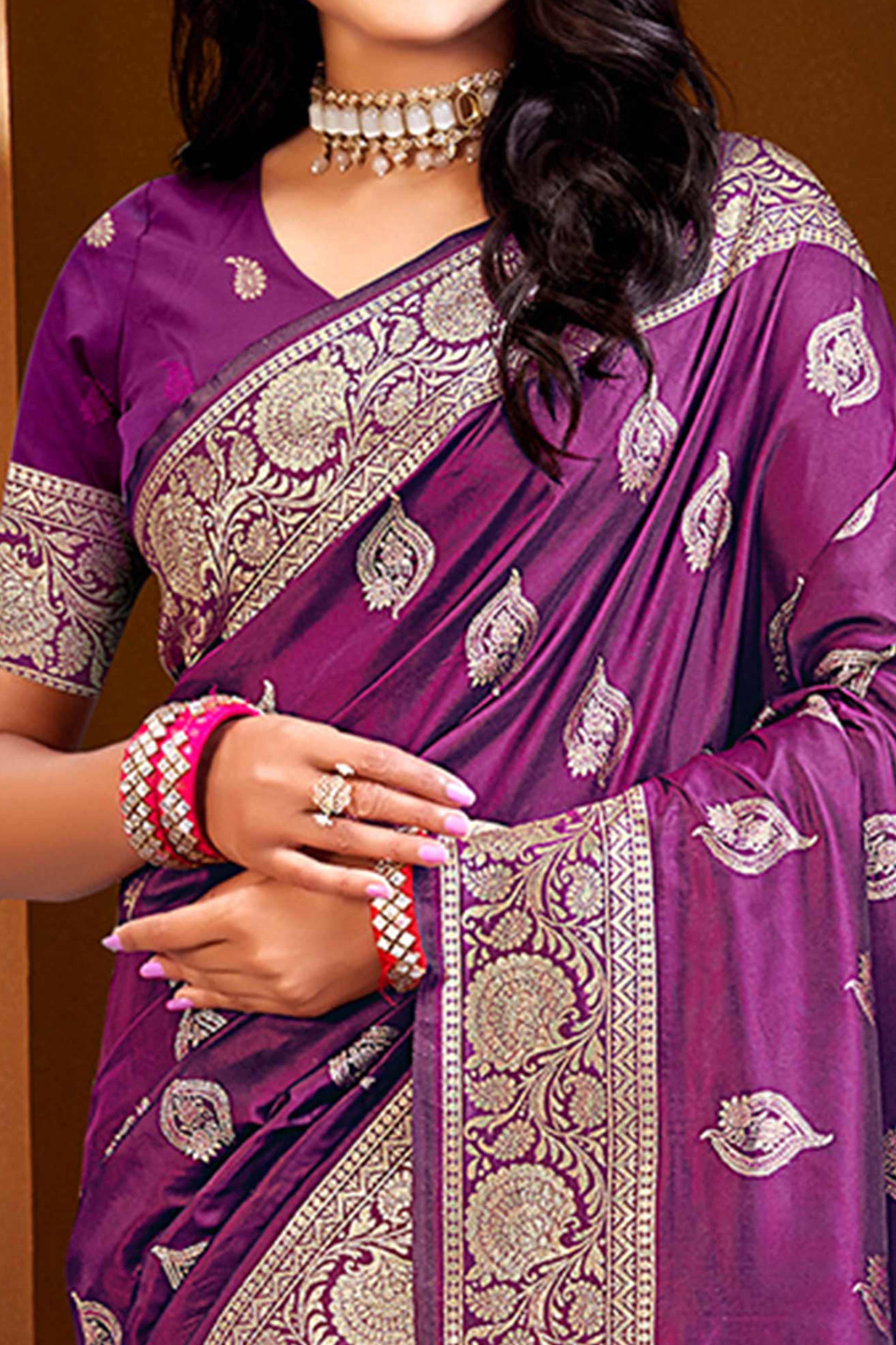 Luxury Purple Floral Weaving Silk Blend Saree Finished With A Digital Peacock Printed Pallu - Image 2