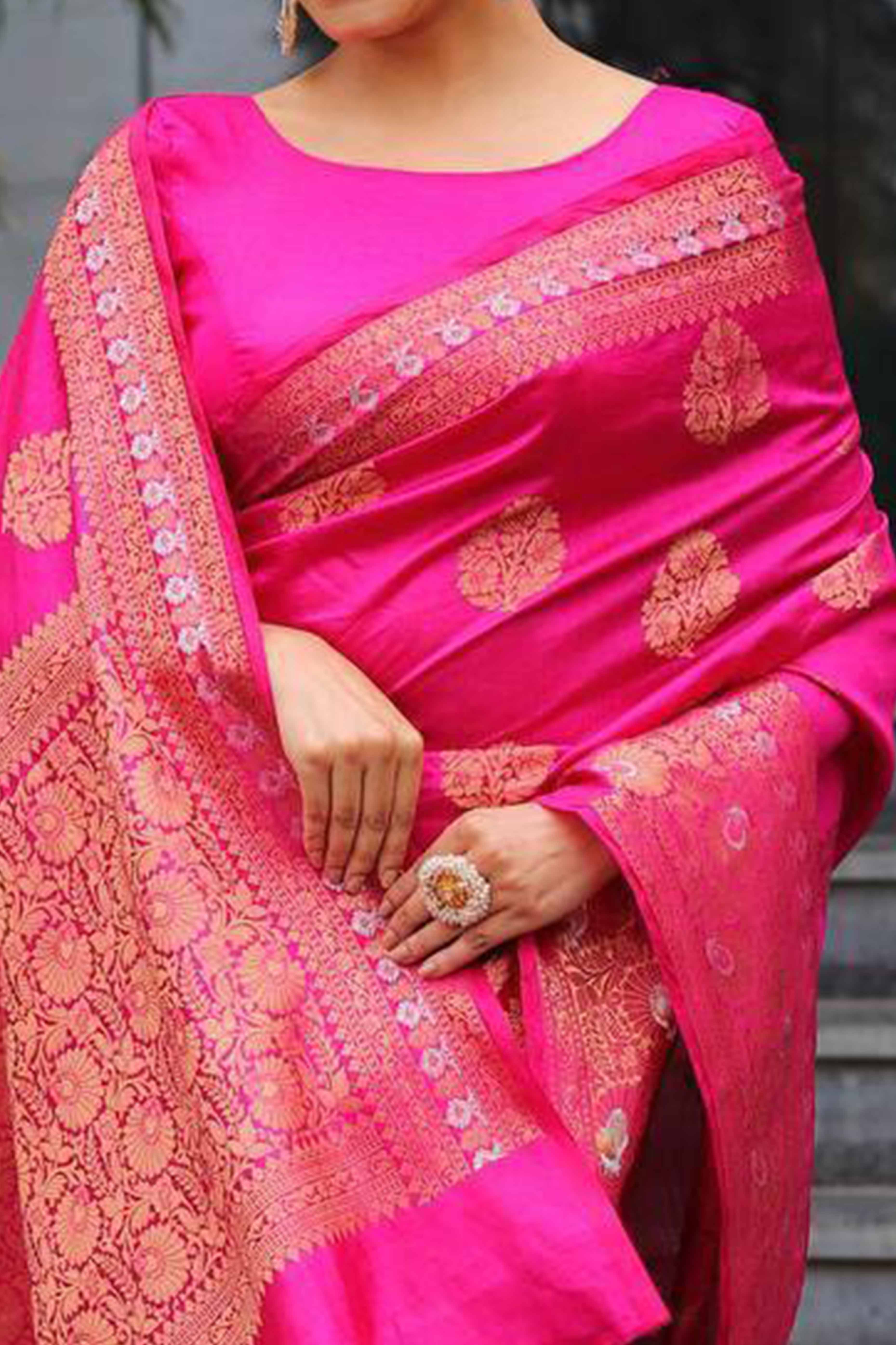 Magenta Floral Woven Banarasi Silk Saree - Image 2