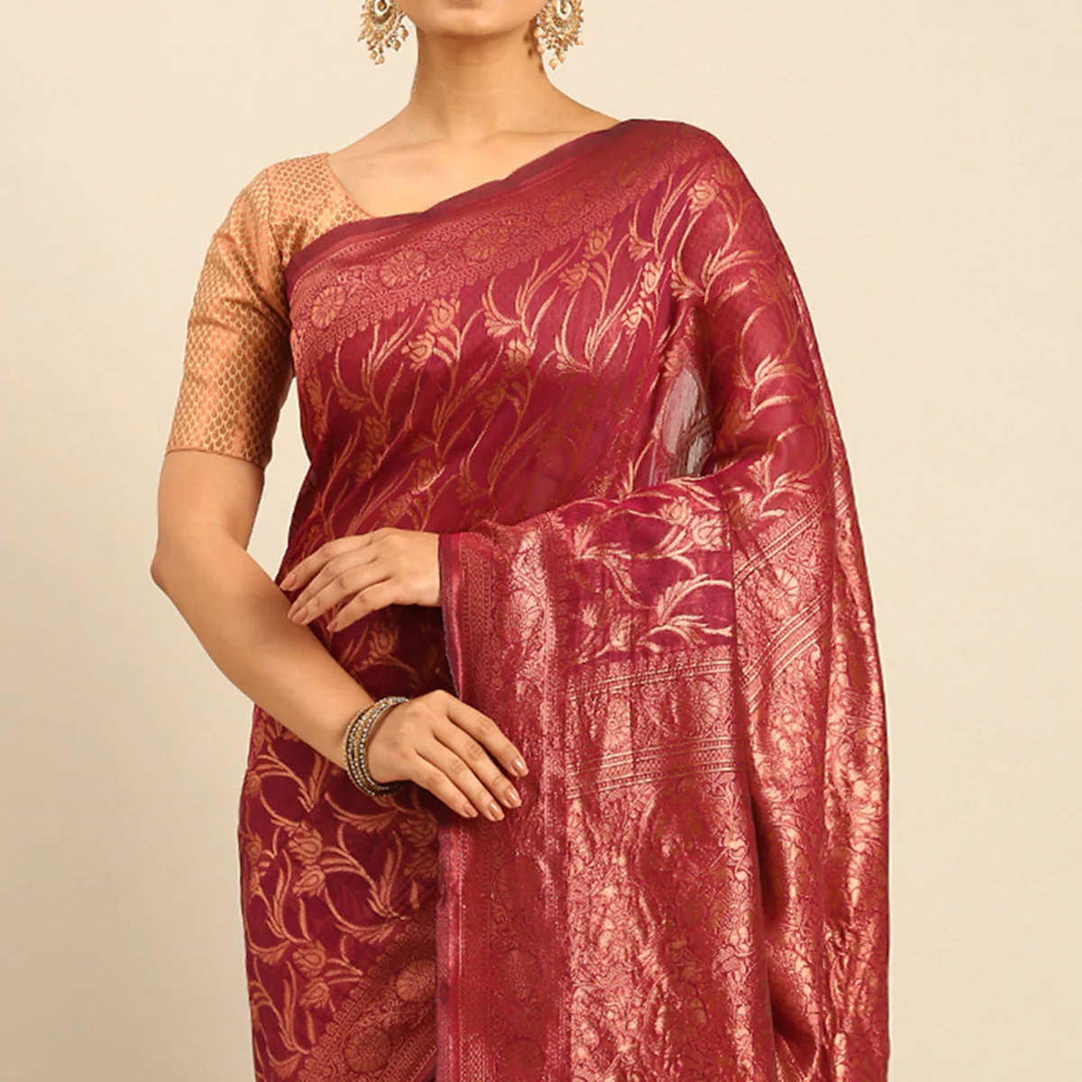 Magenta Floral Woven Cotton Silk Saree - Image 3