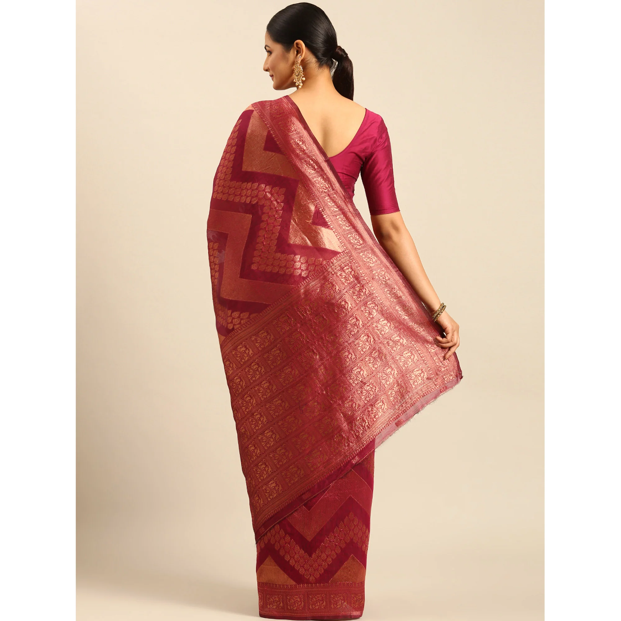 Magenta Floral Woven Cotton Silk Saree - Image 5