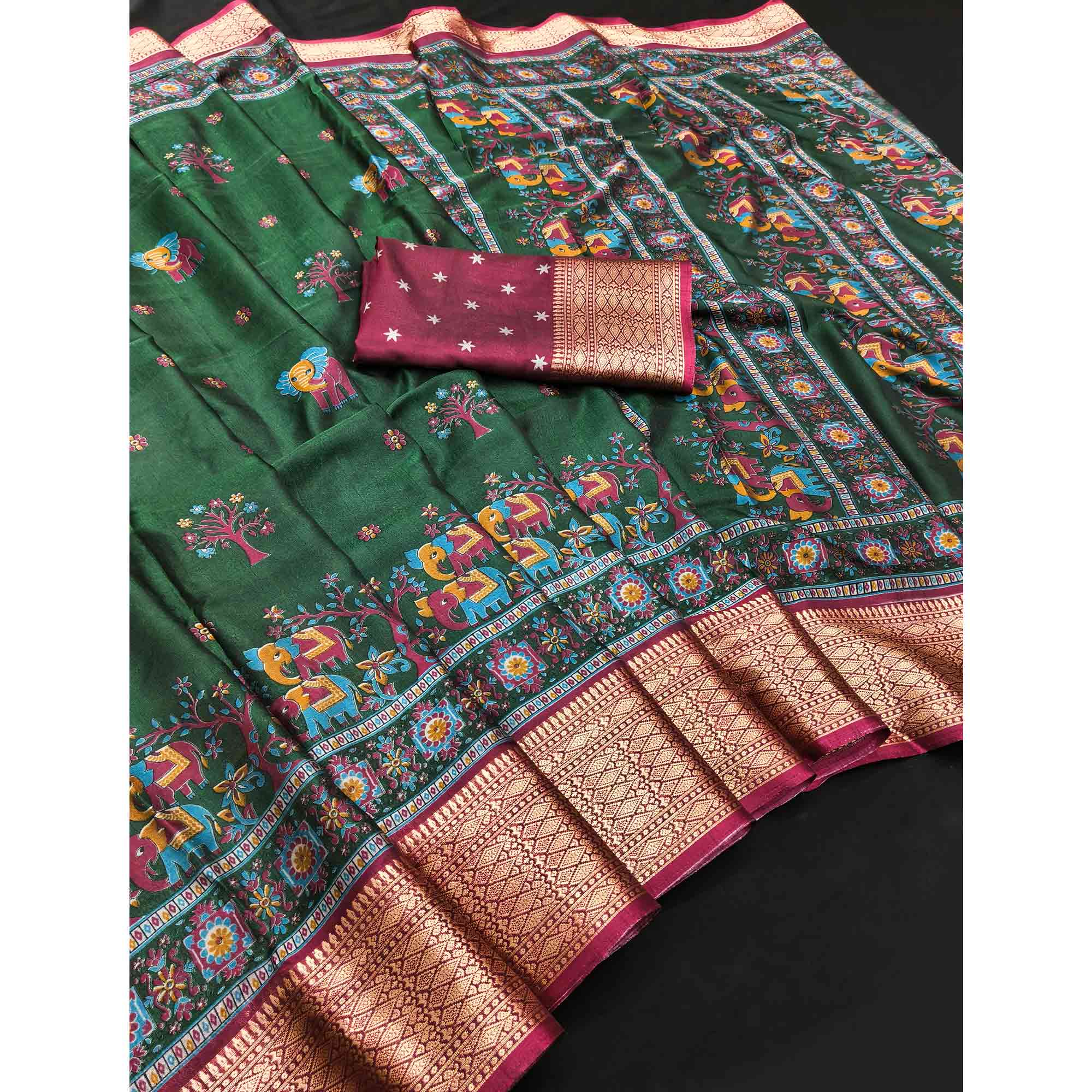 Majestic Green stard Elephant & Floral Printed Dola Silk Saree Featuring Intricate Weaving Border - Image 3