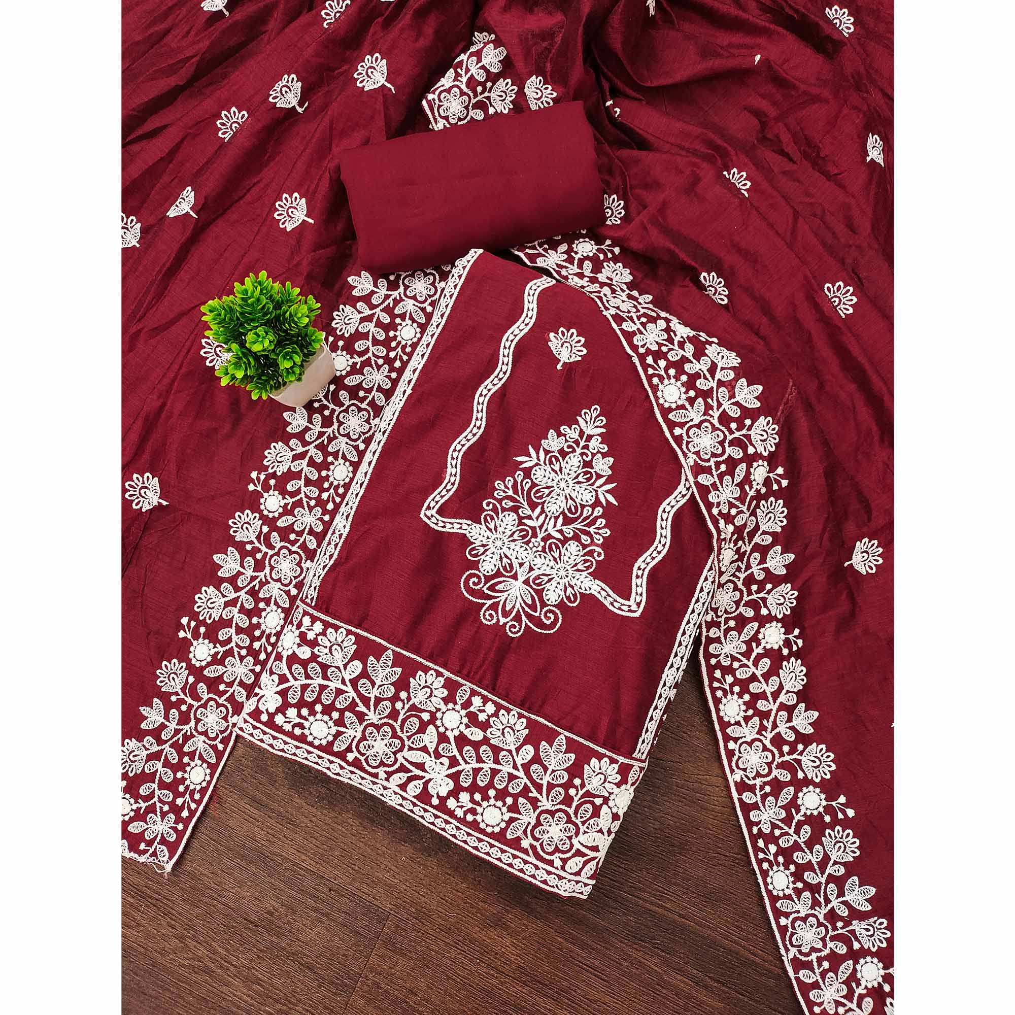 Maroon Chanderi Silk Dress Material With Exquisite Floral Thread Embroidery - Image 3