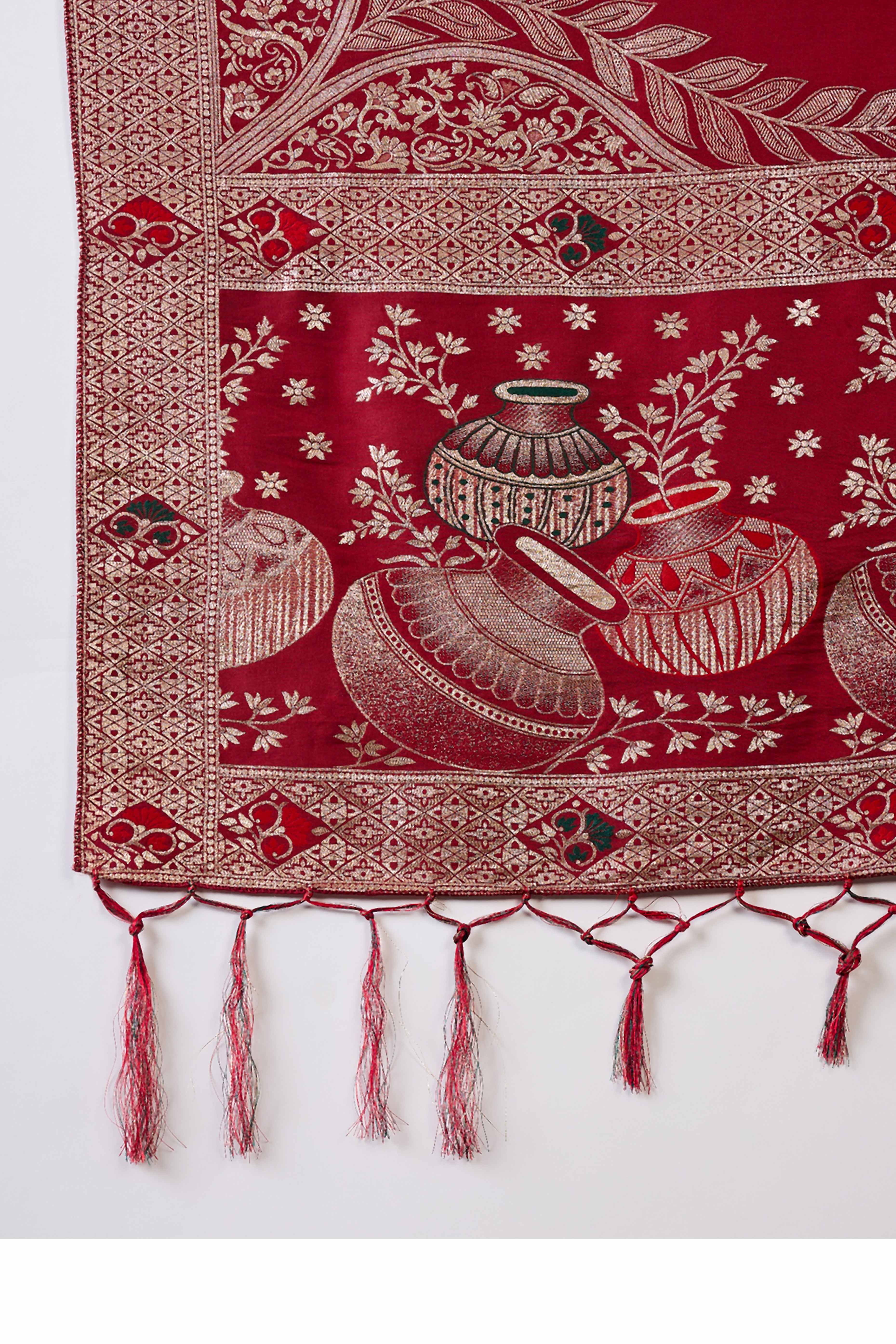 Maroon Cotton Blend Saree Adorned With Floral Zari Weaving & Soft Tassel Accents - Image 7