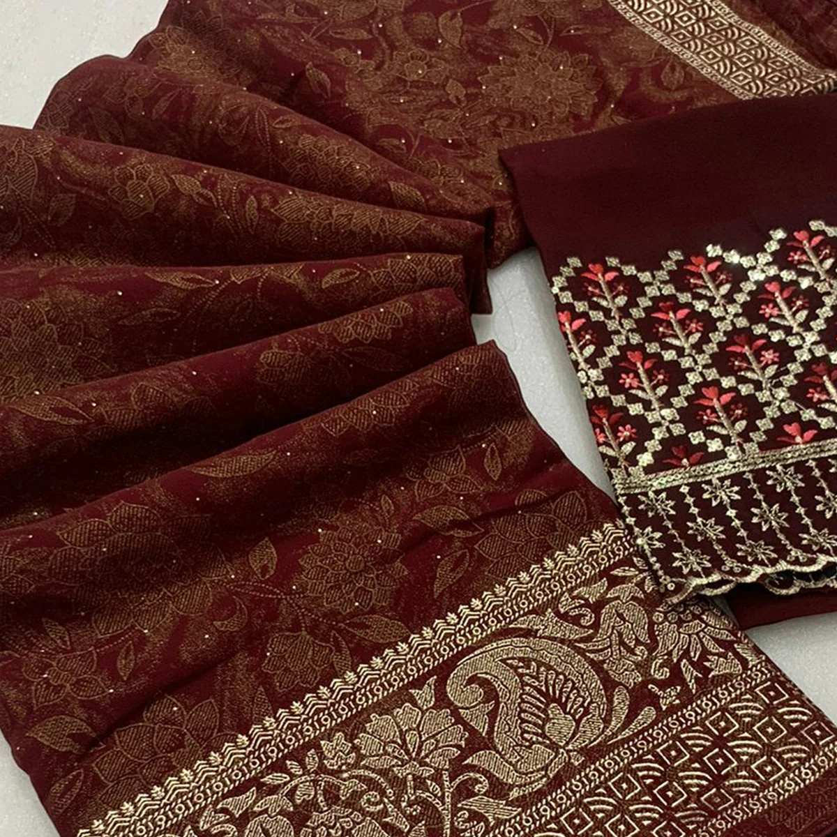 Maroon Floral Foil Printed Georgette Saree With Tassels - Image 2