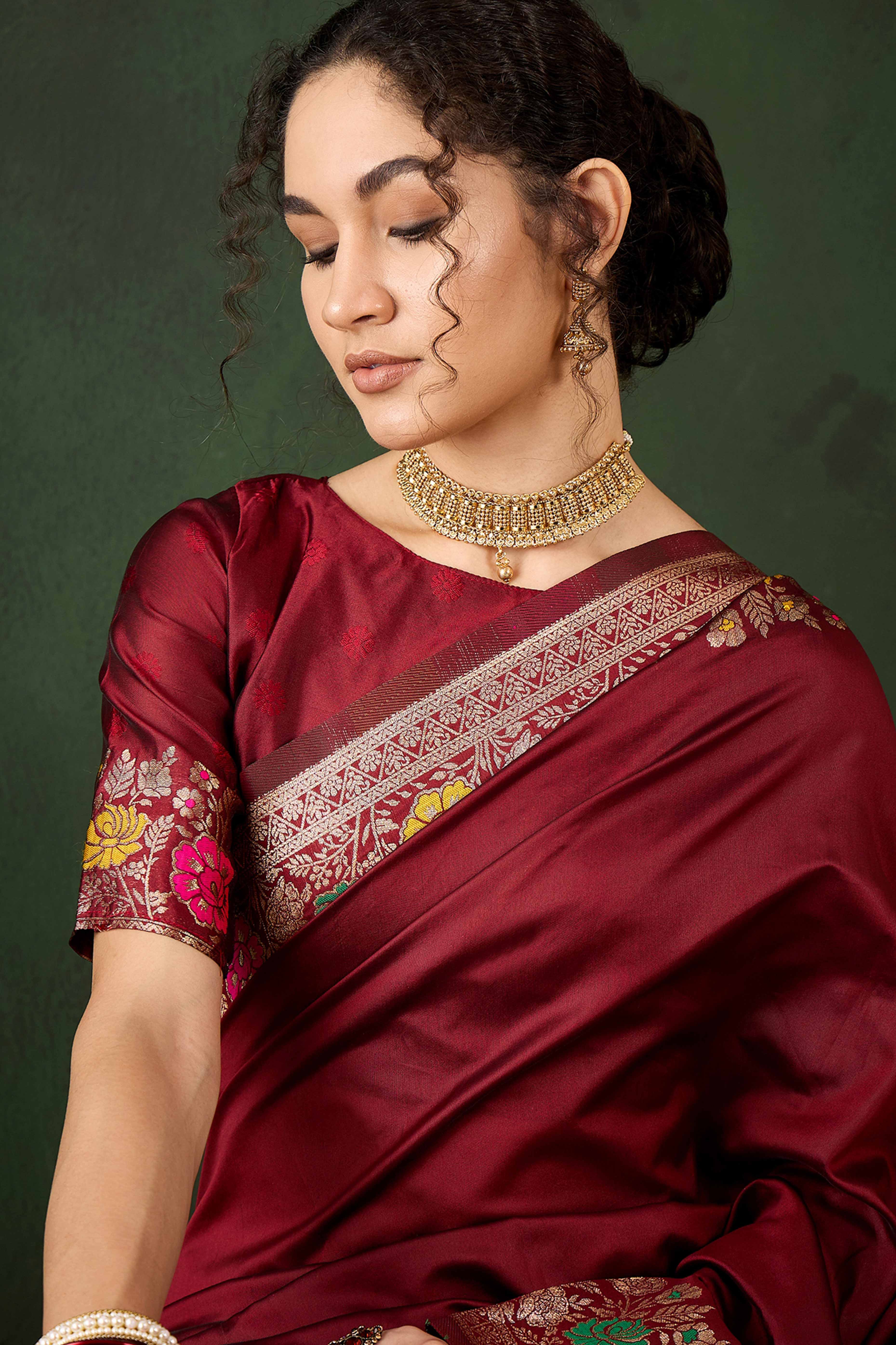 Maroon Saree In Poly Silk Blend Featuring Floral Zari Weaving & Tassel Accents - Image 6