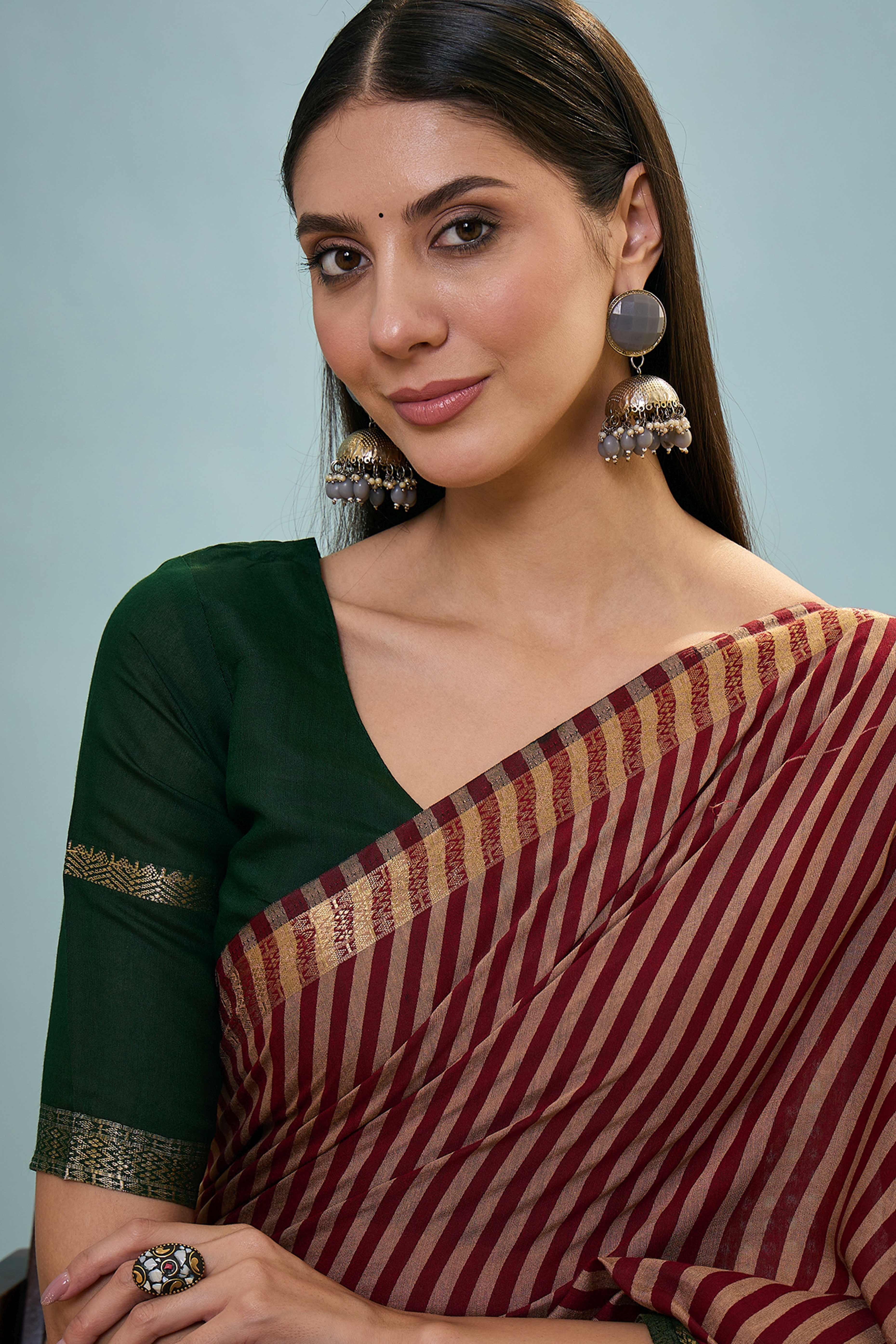 Maroon Striped Printed Viscose Saree with a Subtle Zari Finish - Image 7
