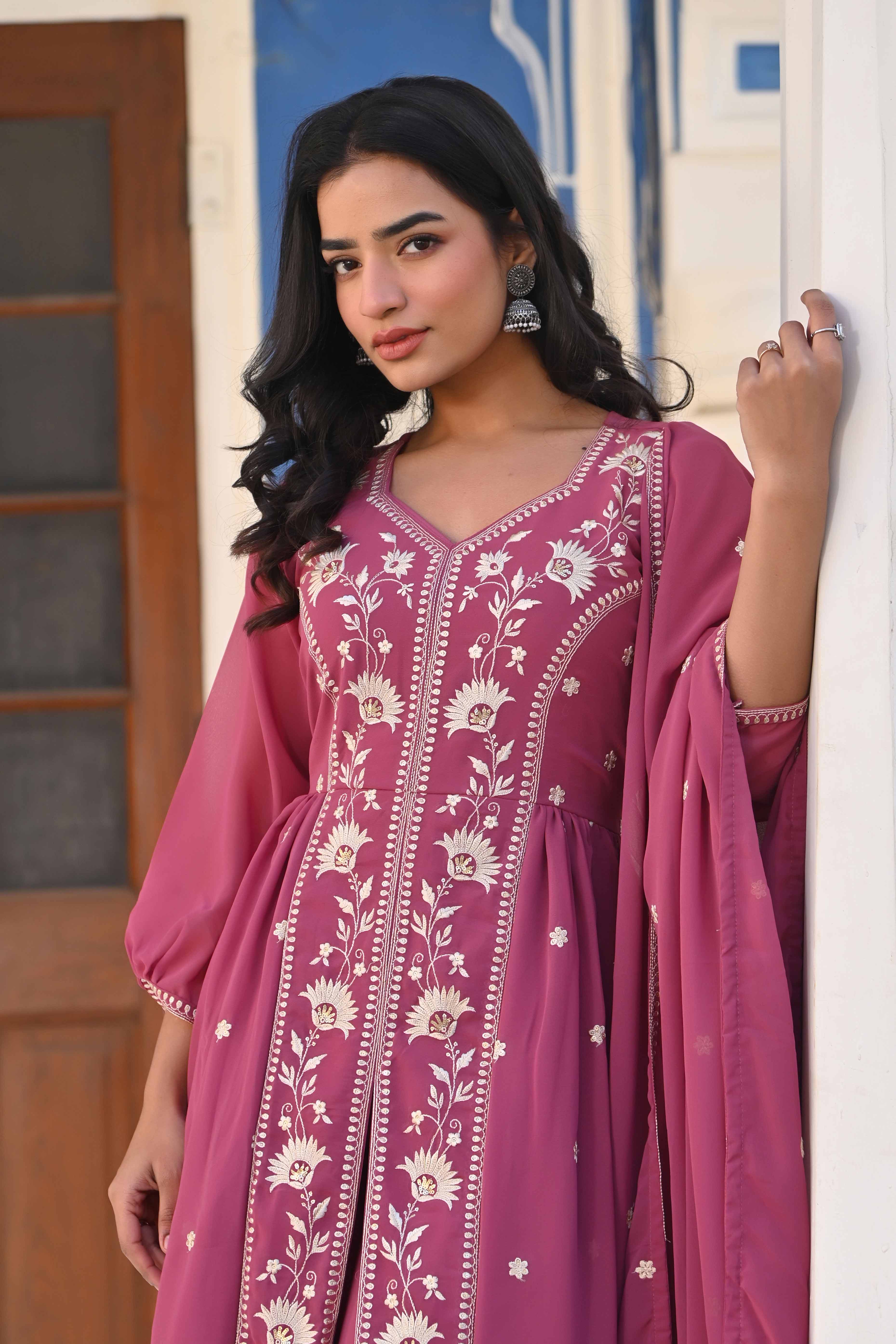 Mauve Floral Embroidered Georgette Front Slit Salwar Suit - Image 8