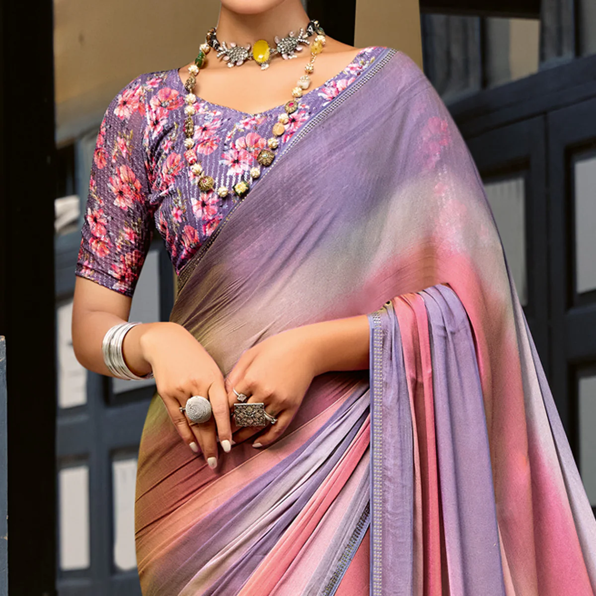 Mauve Ombre Print Chiffon Sarees - Image 3