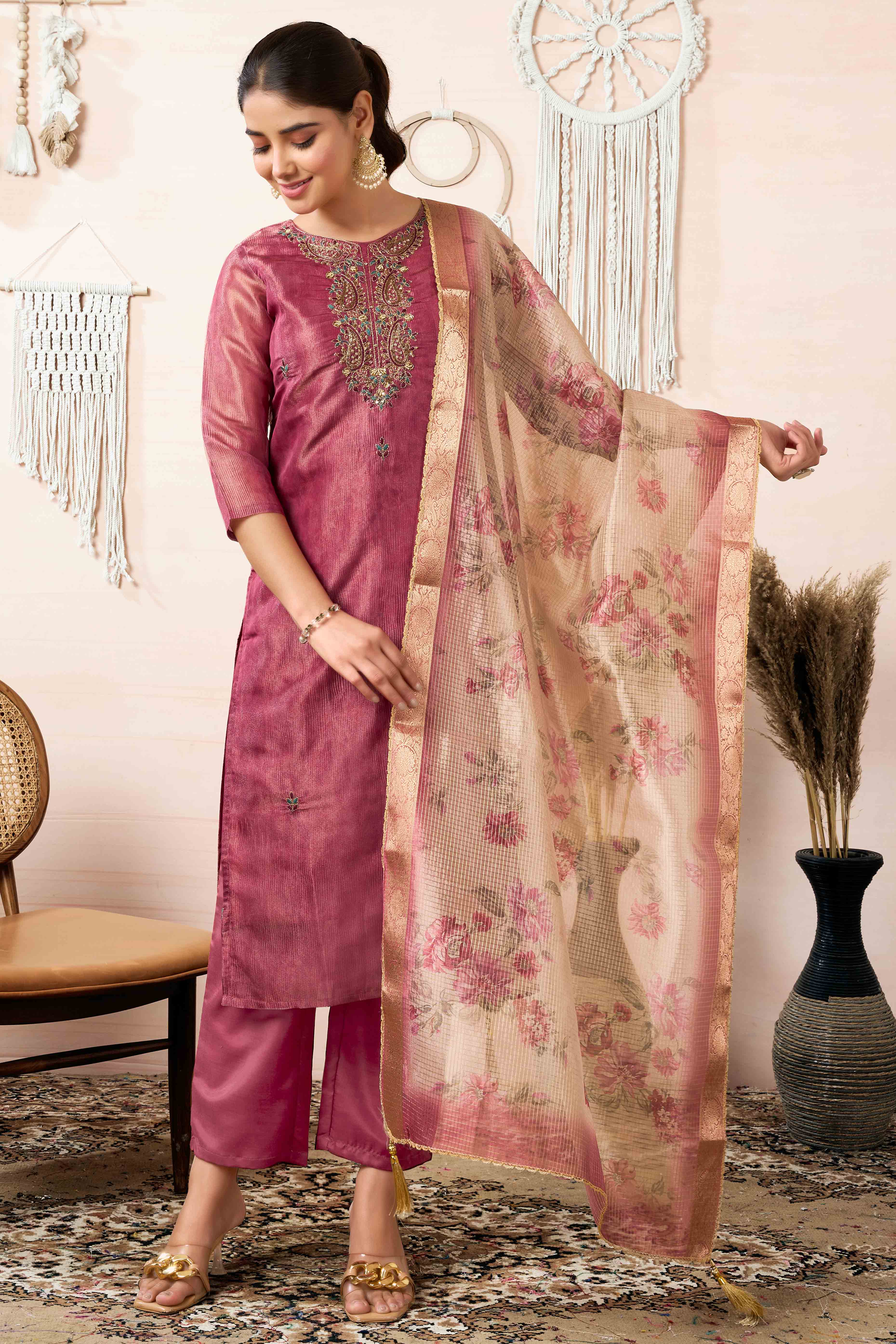 Mauve Sequins Embroidered Shimmer Straight Salwar Suit - Image 3
