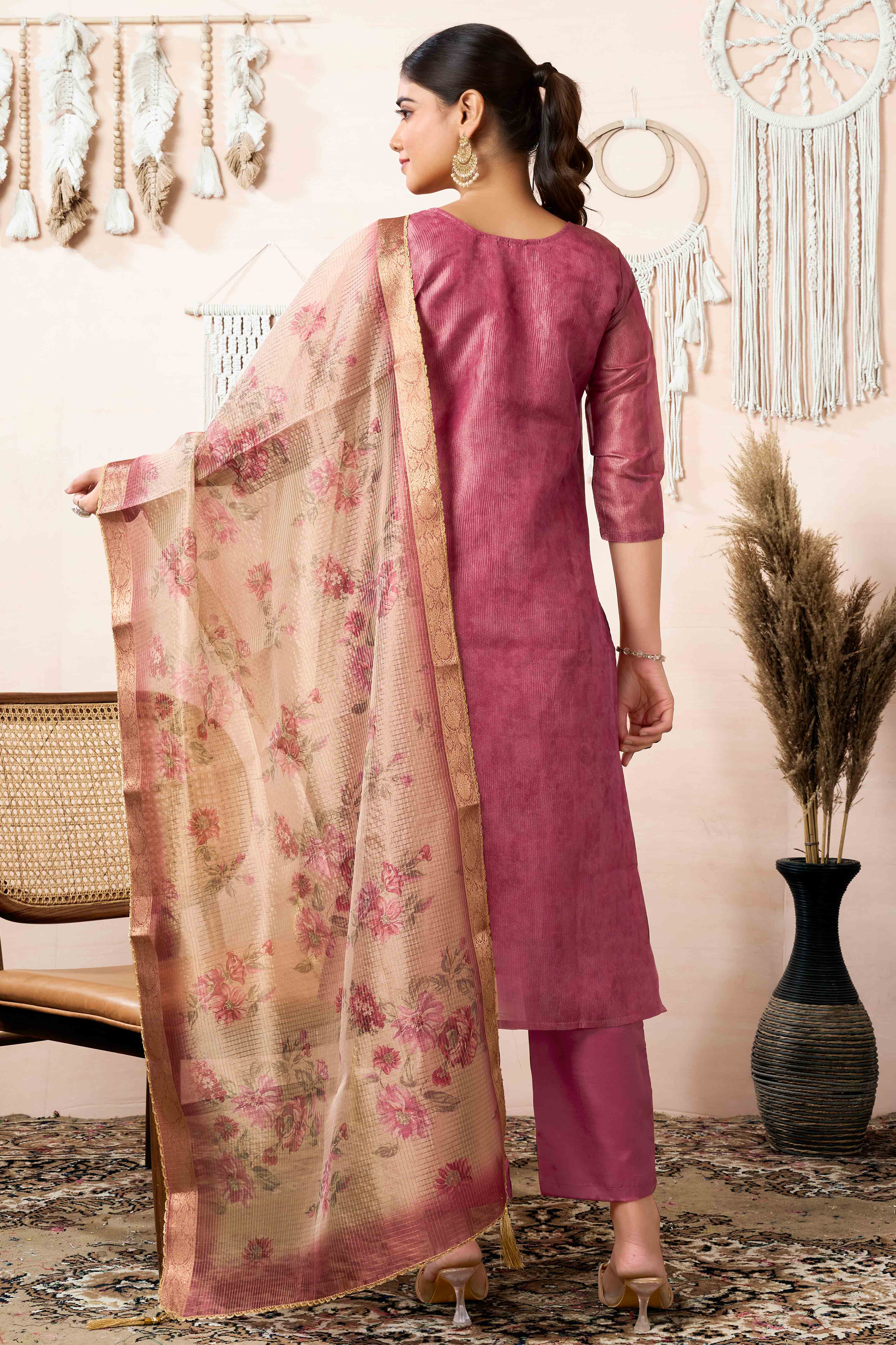 Mauve Sequins Embroidered Shimmer Straight Salwar Suit - Image 5
