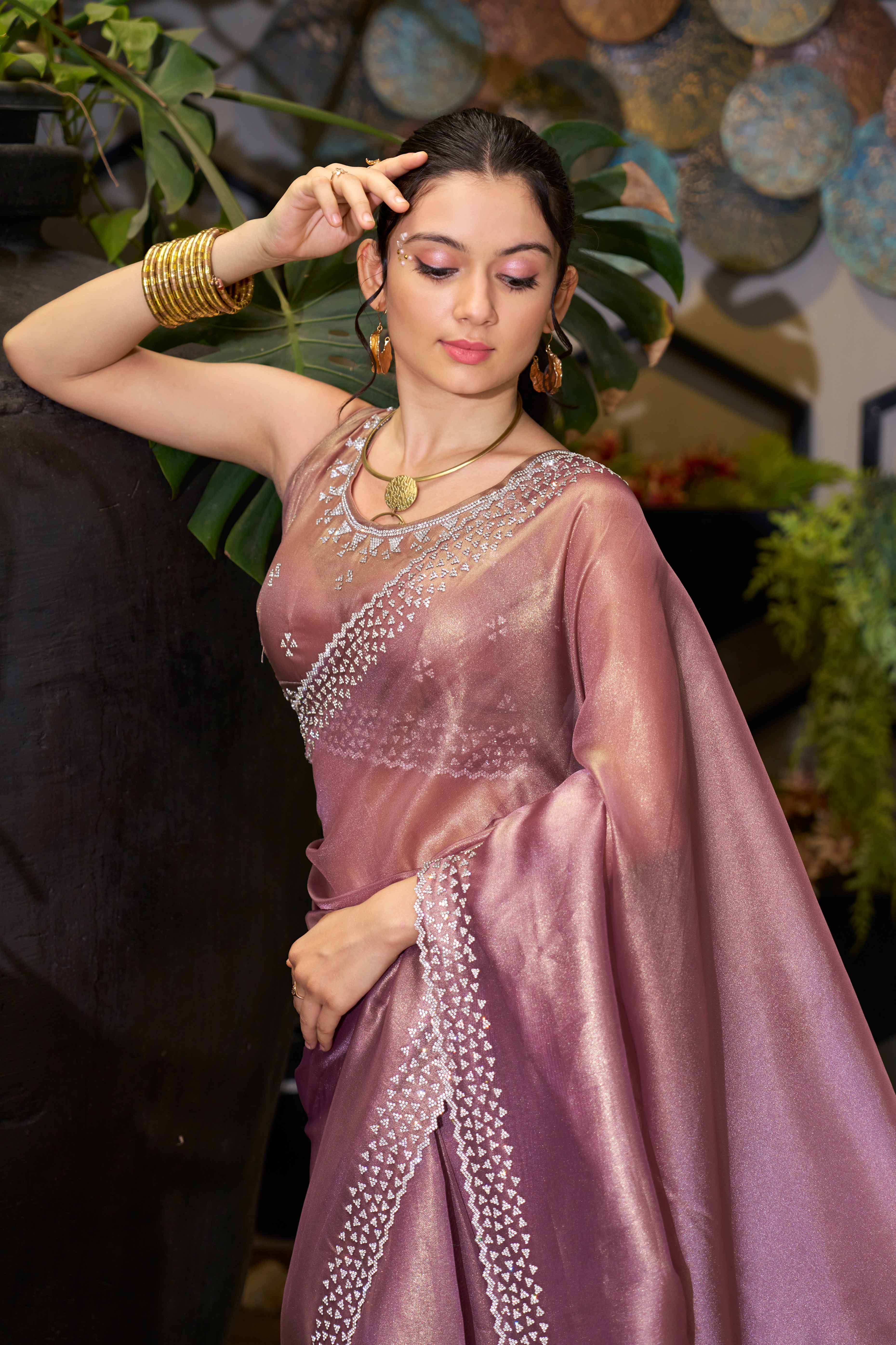 Mauve Solid With Zarkan Work Organza Saree - Image 5