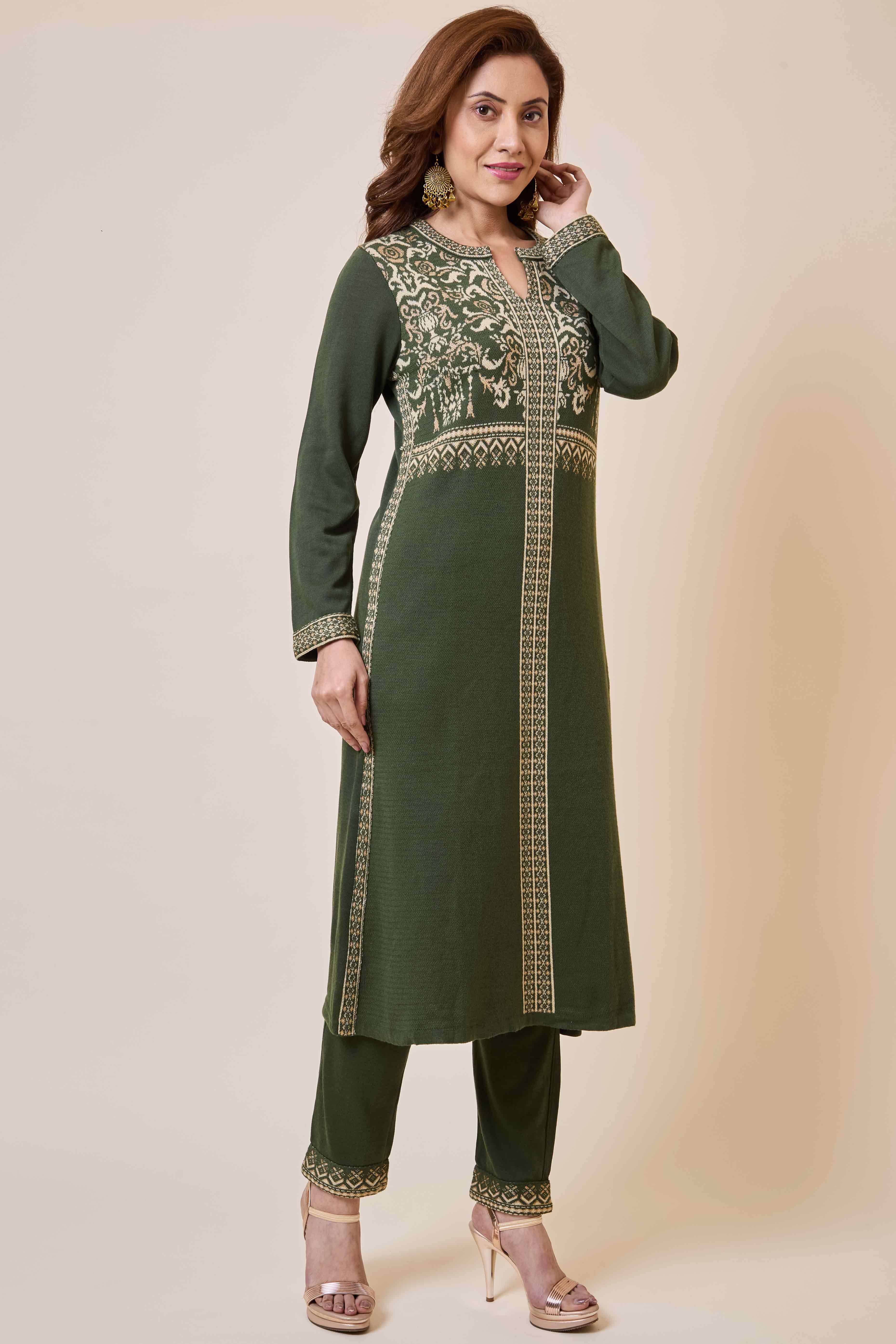 Mehandi Green Floral Woolen Salwar Suit - Image 5
