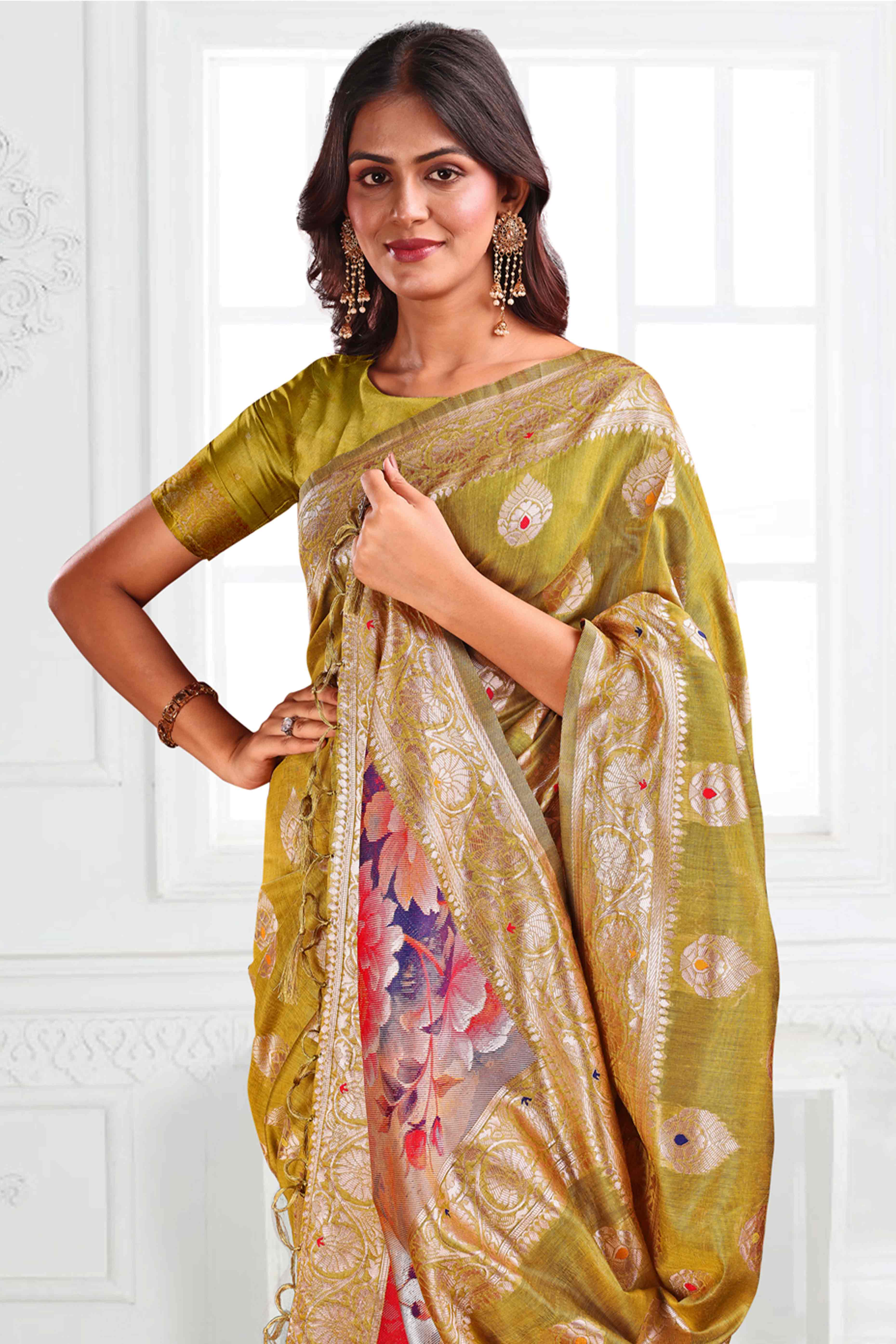 Mehendi Green Linen Cotton Silk Saree Adorned With Intricate Floral Zari Weaving & Tassel Pallu - Image 6