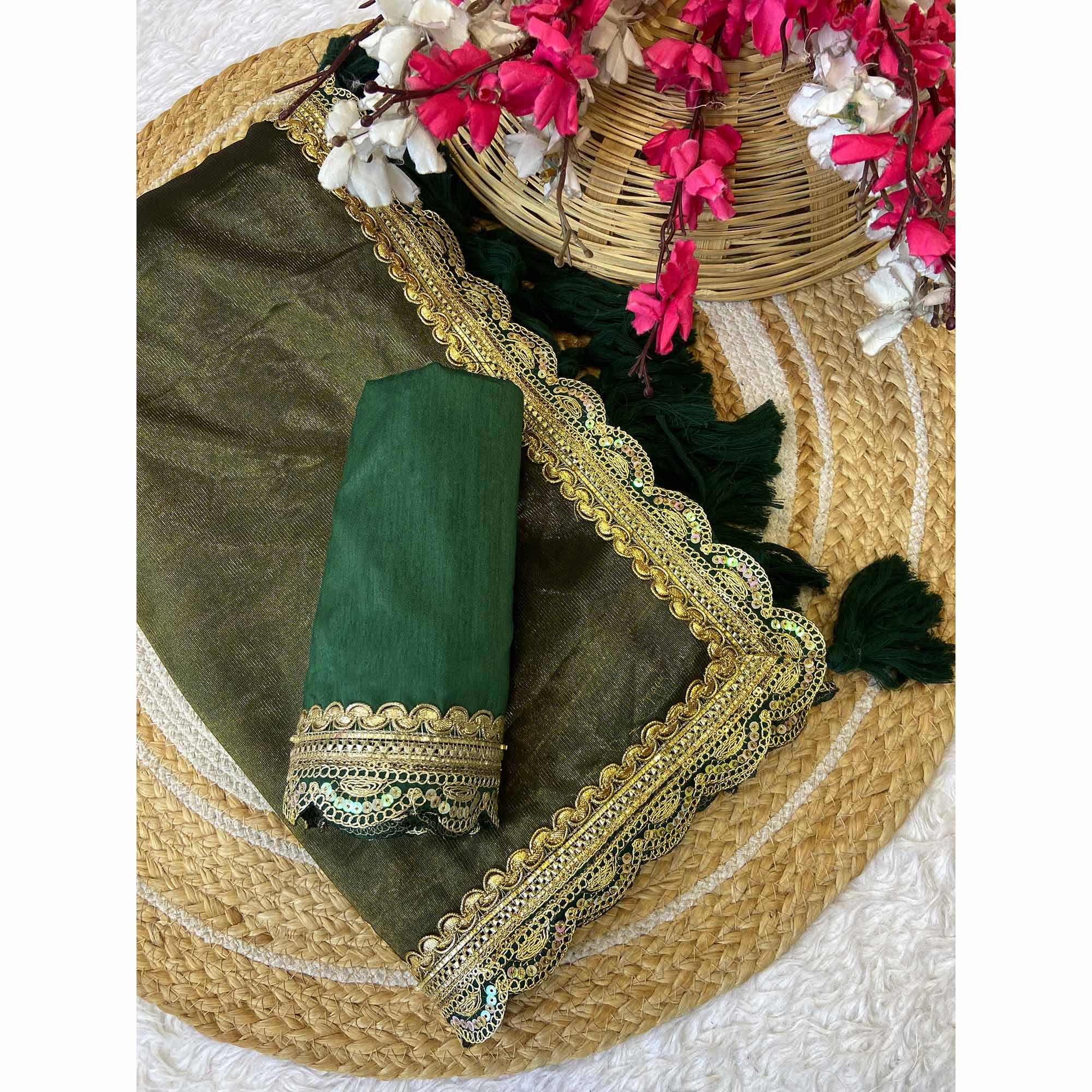 Mehendi Green Net Saree With Intricate Sequin Embroidery & Tassel Embellished Pallu - Image 4