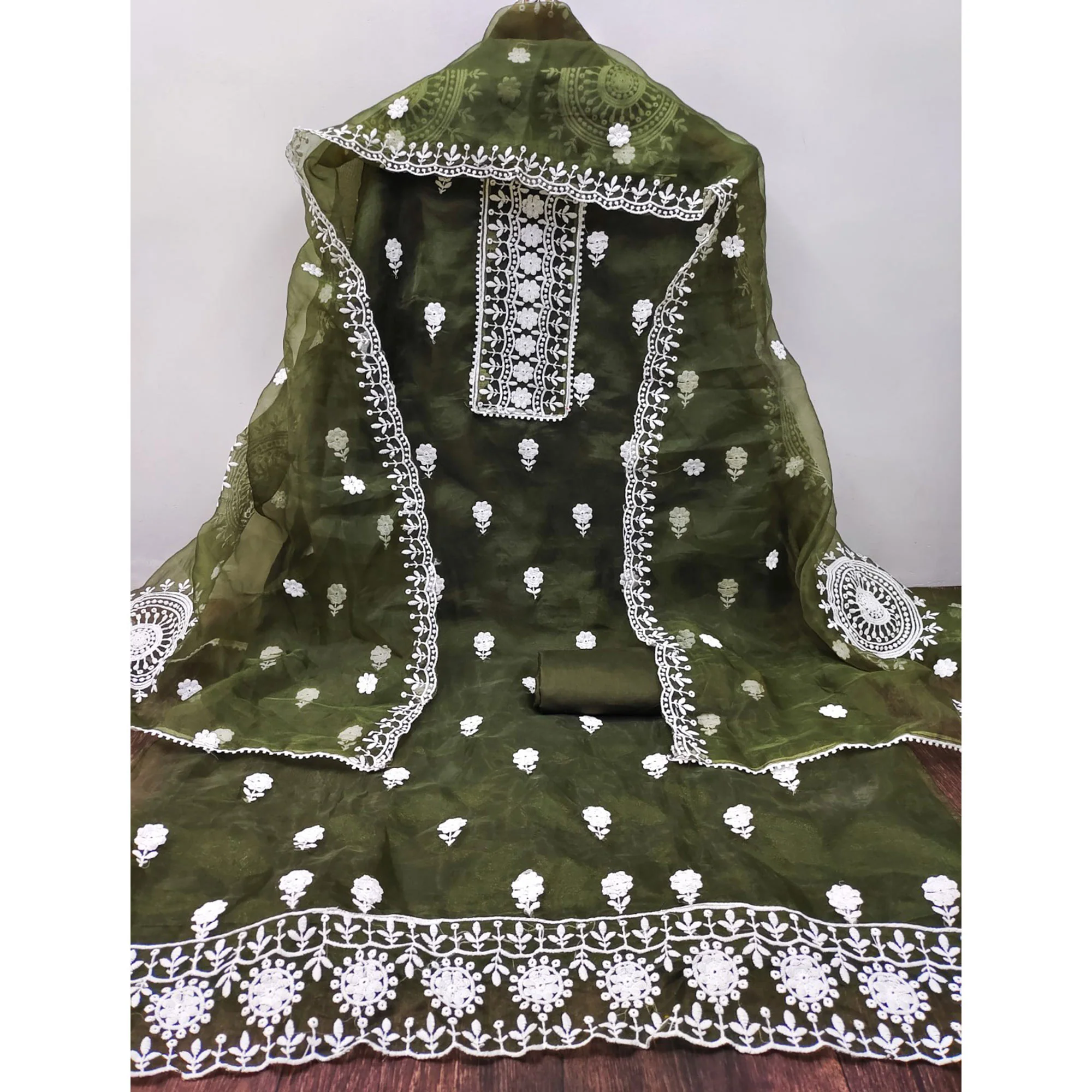 Mehendi Green Organza Dress Material With Intricate Floral Thread Embroidery - Image 3