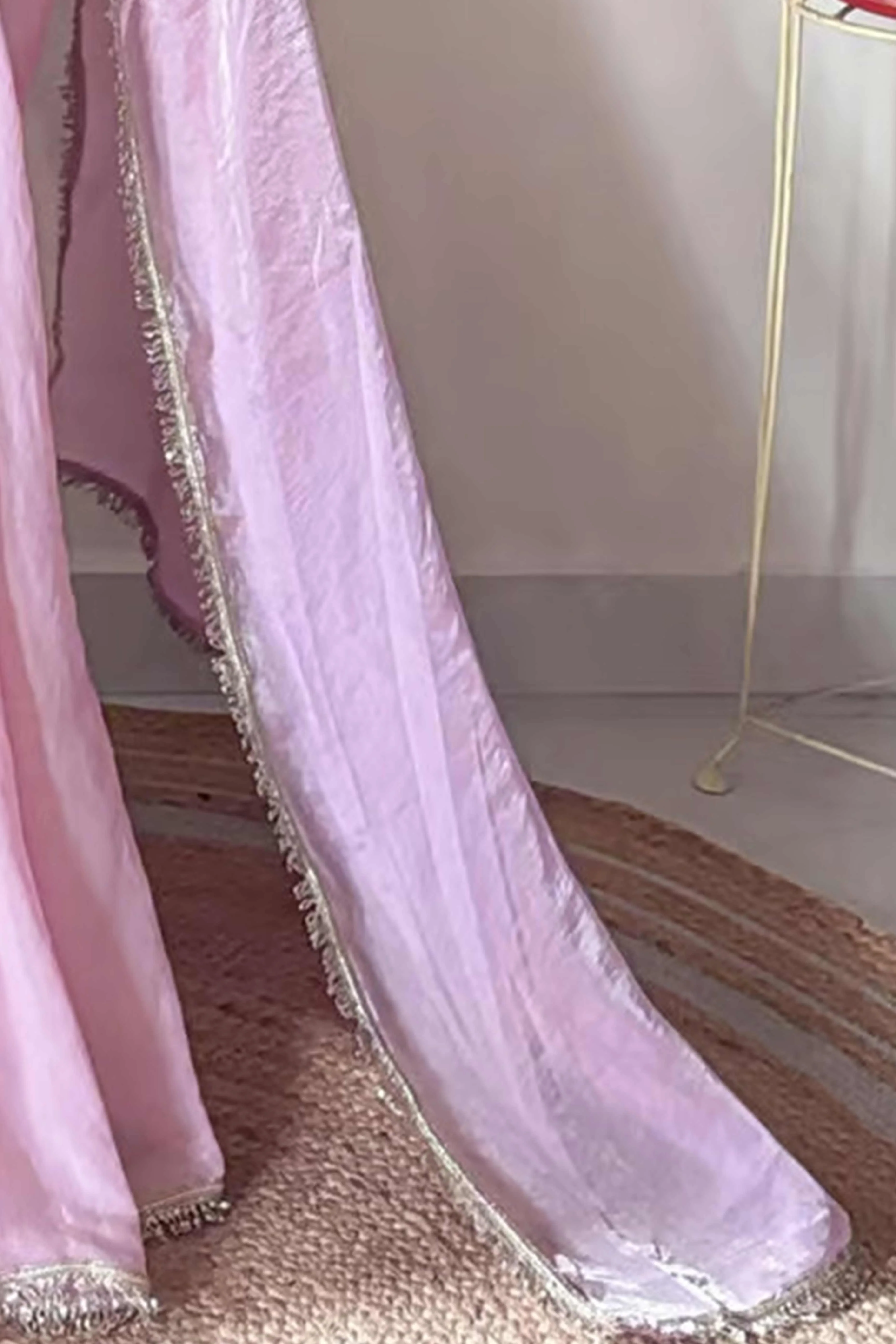 Modern Pink Organza Satin Silk Saree With Refined Lace Border For Elegant Occasions - Image 6