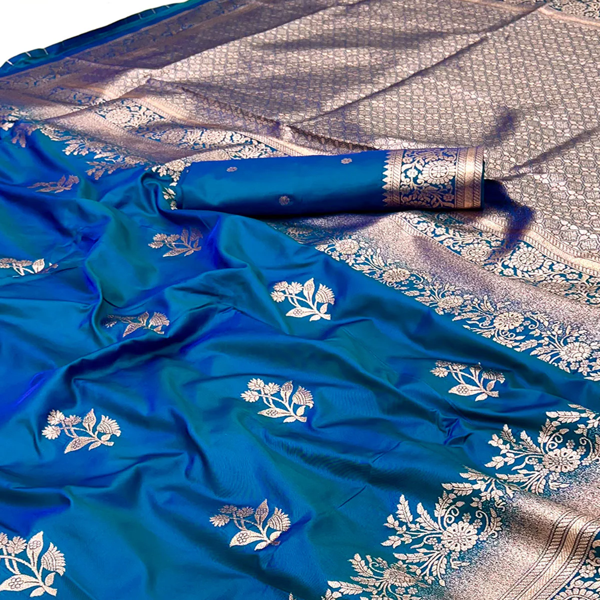 Morpich Blue Art Silk Saree Featuring Intricate Floral Zari Weaving & An Elegant Banarasi Pallu - Image 2