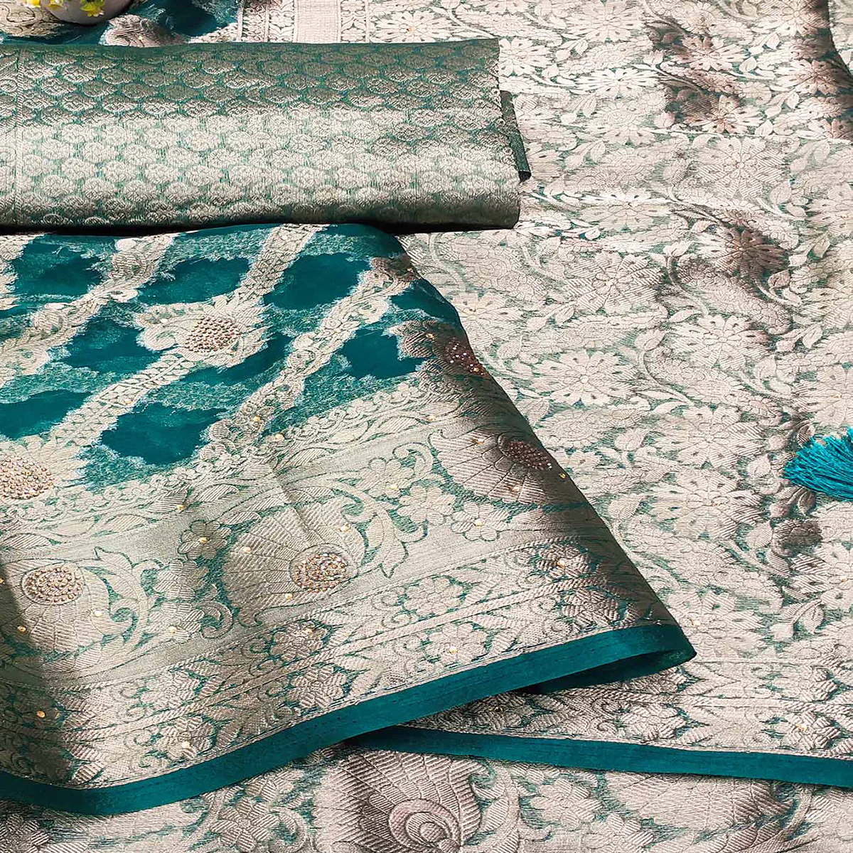 Morpich Green Stone Work Woven Organza Jacquard Saree - Image 2