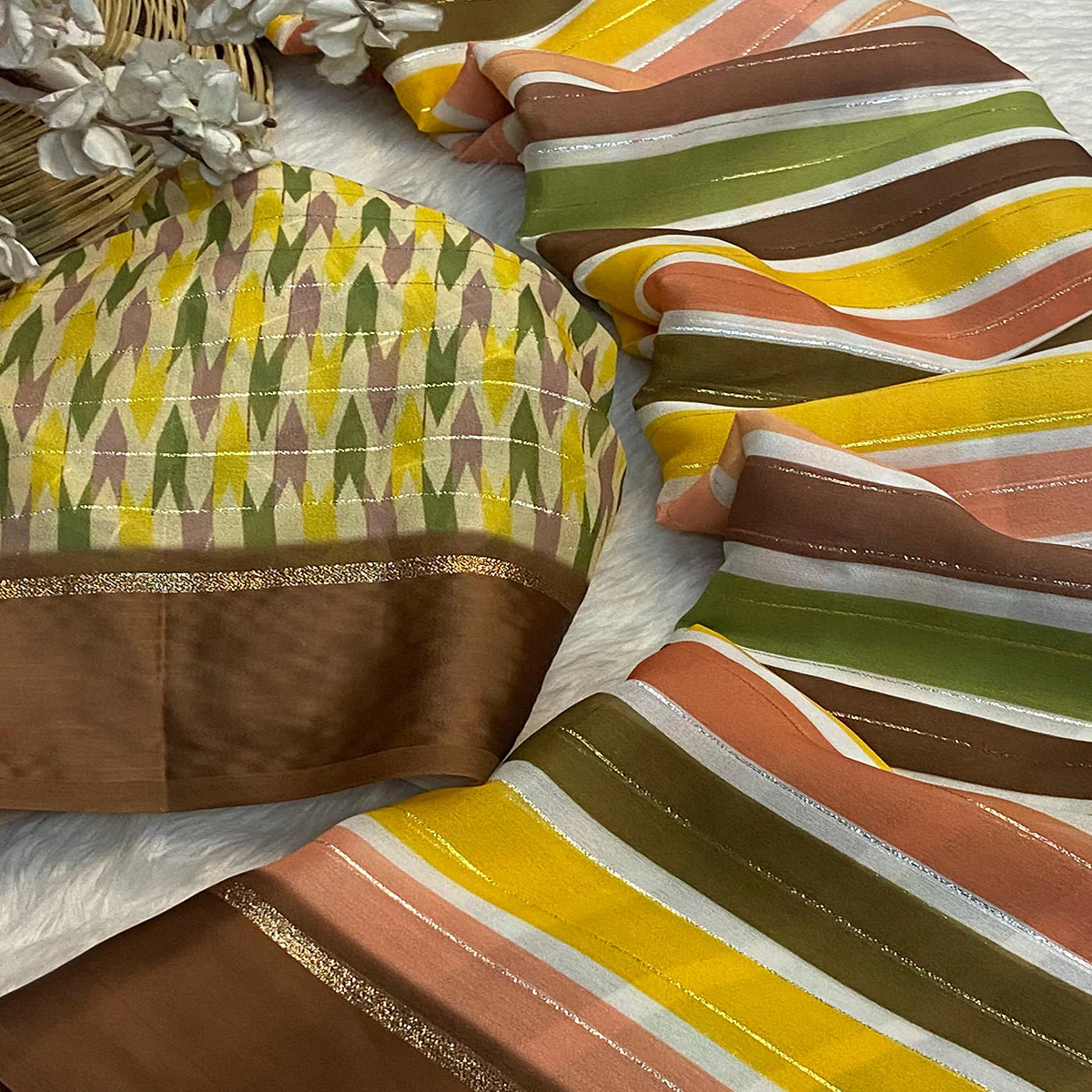 Multicolor Zari Weaving With Printed Chiffon Saree - Image 2