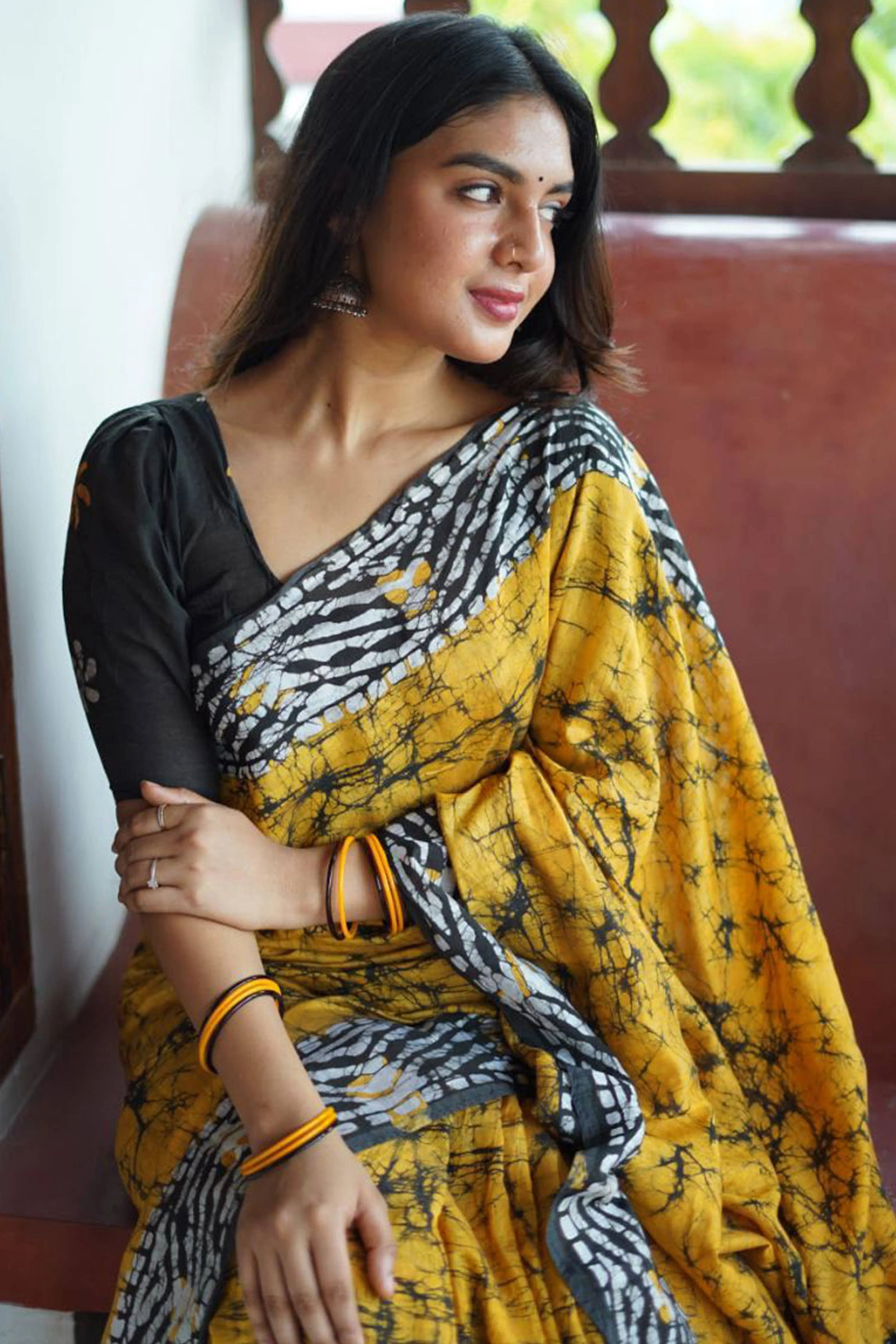 Mustard Digital Printed Linen Cotton Saree - Image 6