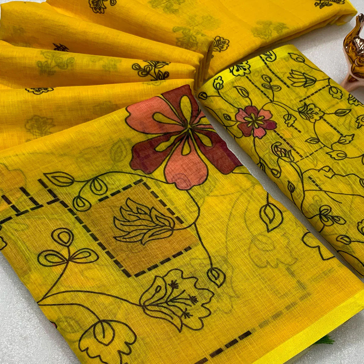 Mustard Floral Printed Linen Saree With Elegant Tassel Border - Image 2