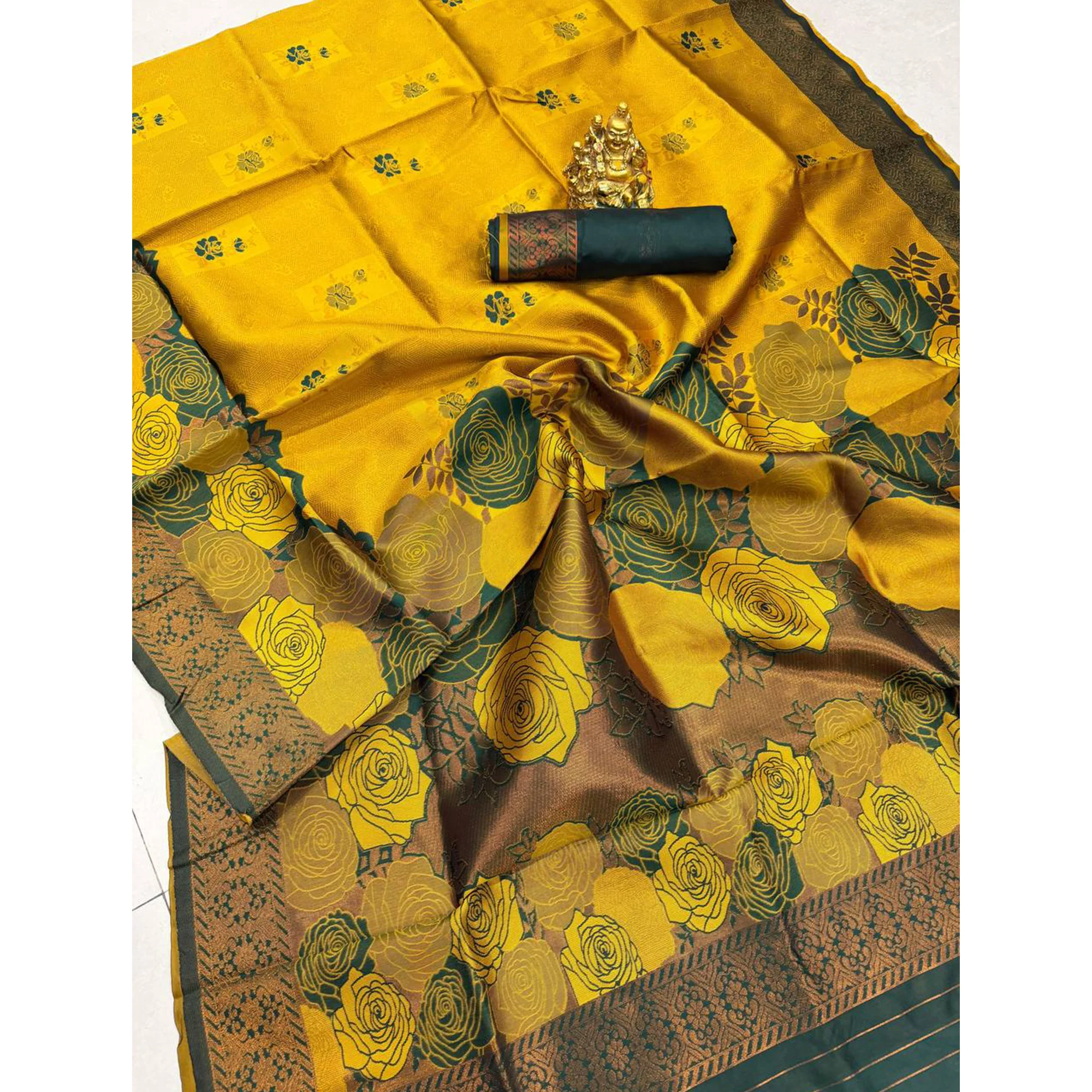 Mustard Handloom Banarasi Silk Saree Enhanced with Artistic Floral Zari Weaving for Timeless Appeal - Image 4