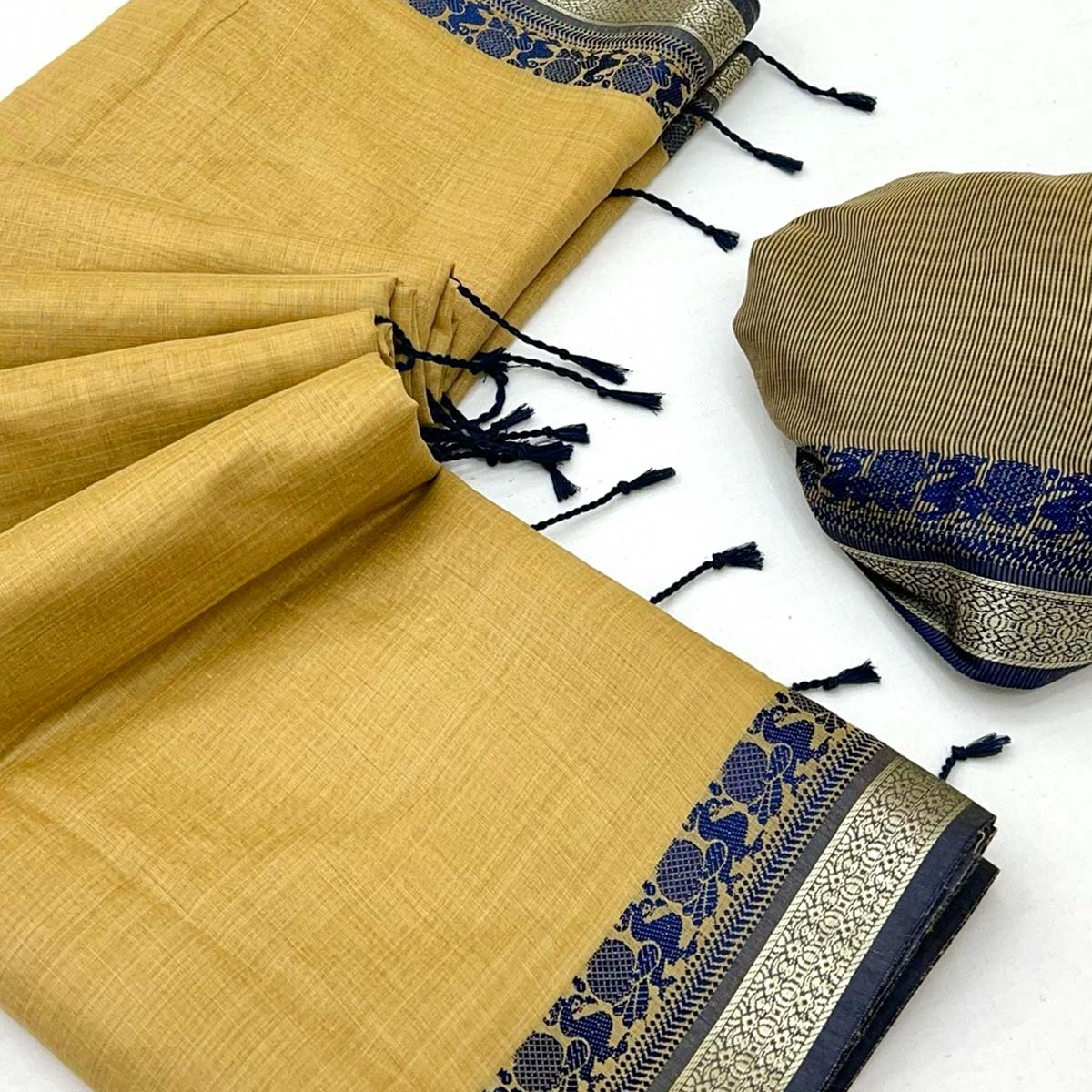 Mustard Pure Handloom Silk Saree with an Elegantly Woven Jacquard Border - Image 2