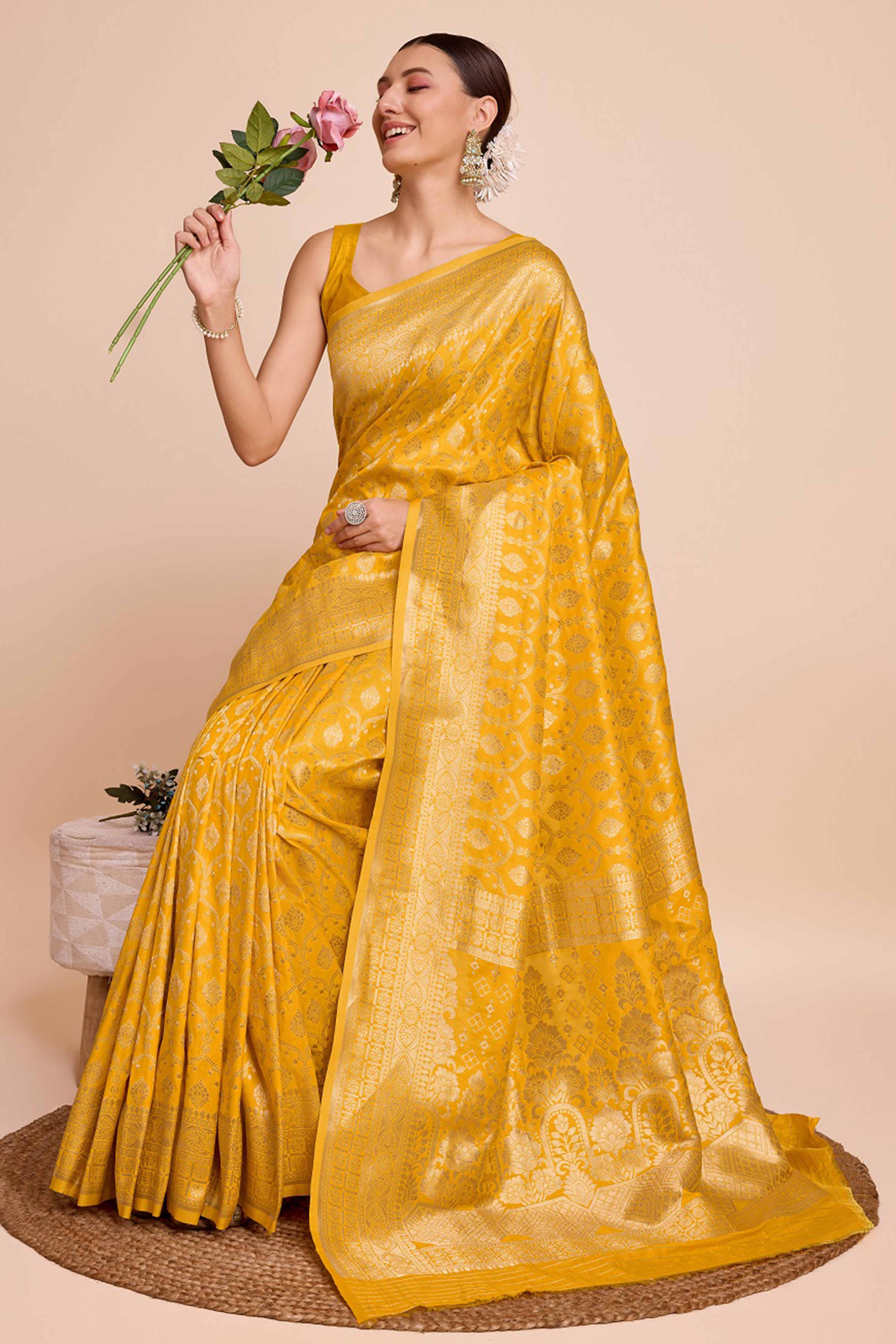 Mustard Zari Weaving Pure Silk Saree - Image 4