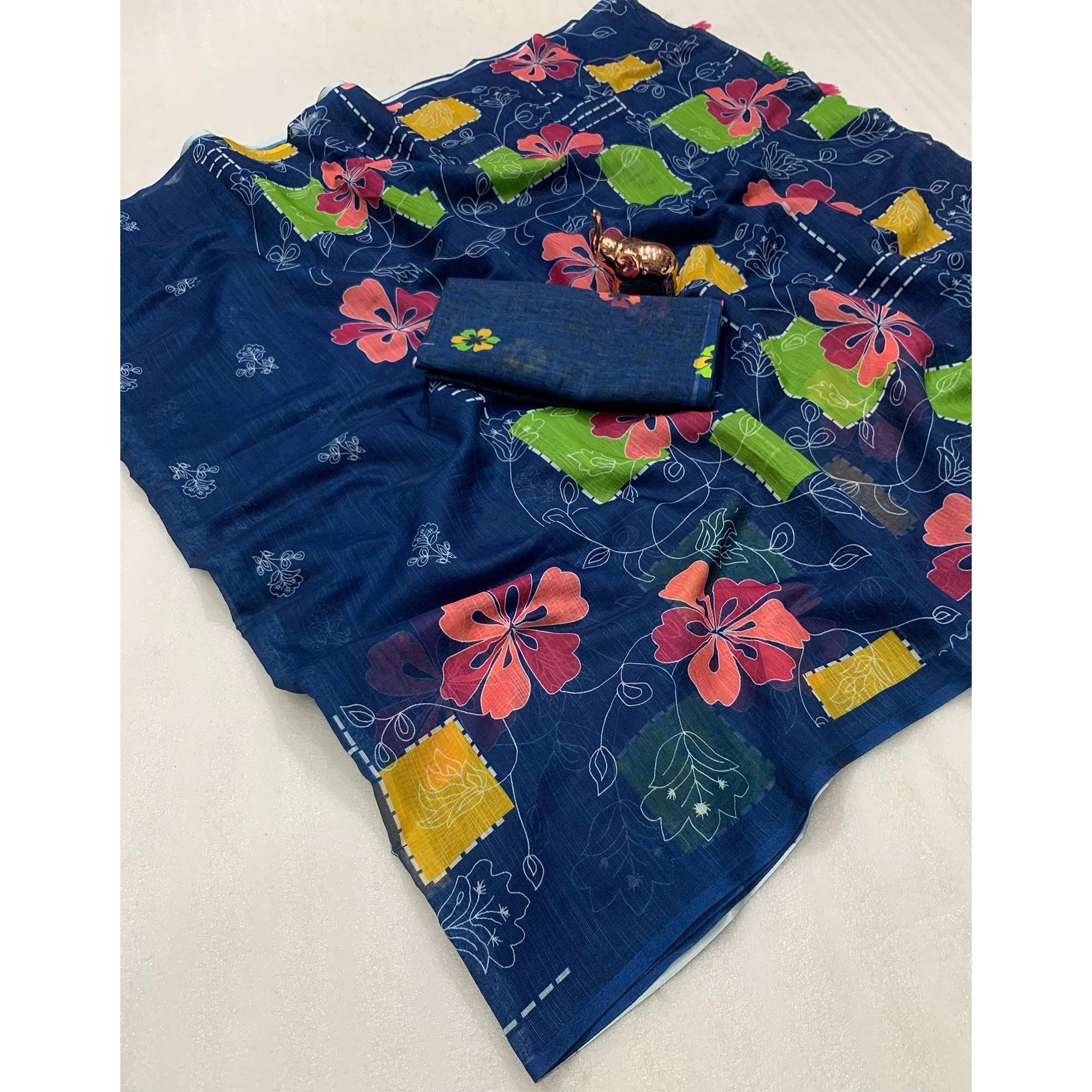 Navy Blue Floral Printed Linen Saree With Elegant Tassel Border - Image 3