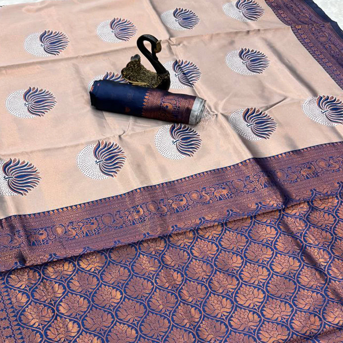 Navy Blue Floral Zari Weaving Banarasi Silk Saree Embellished With Intricate Unique Border & Pallu - Image 2