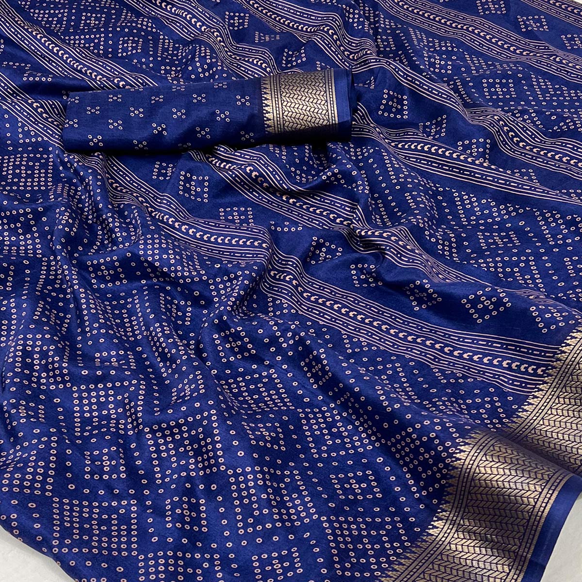 Navy Blue Printed Dola Silk Saree With Jacquard Border - Image 2