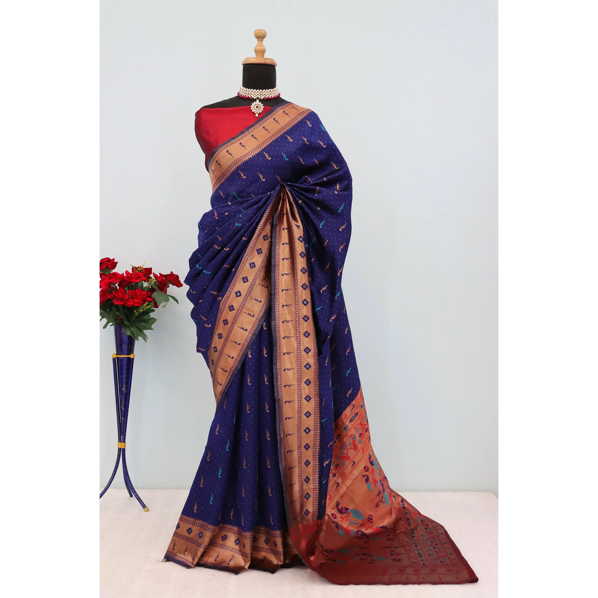 Navy Blue Woven Pure Silk Paithani Saree - Image 3