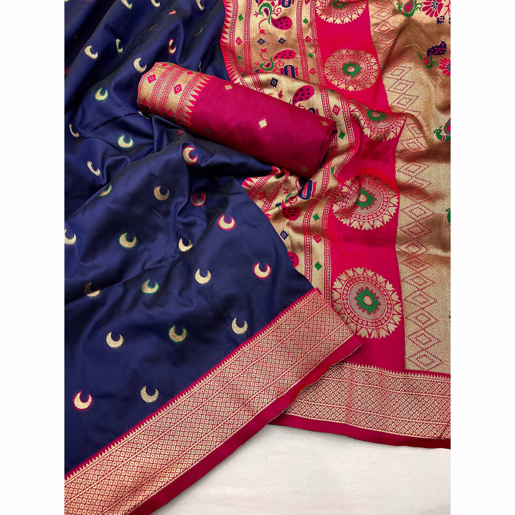 Navy Blue Woven Pure Silk Paithani Saree - Image 3