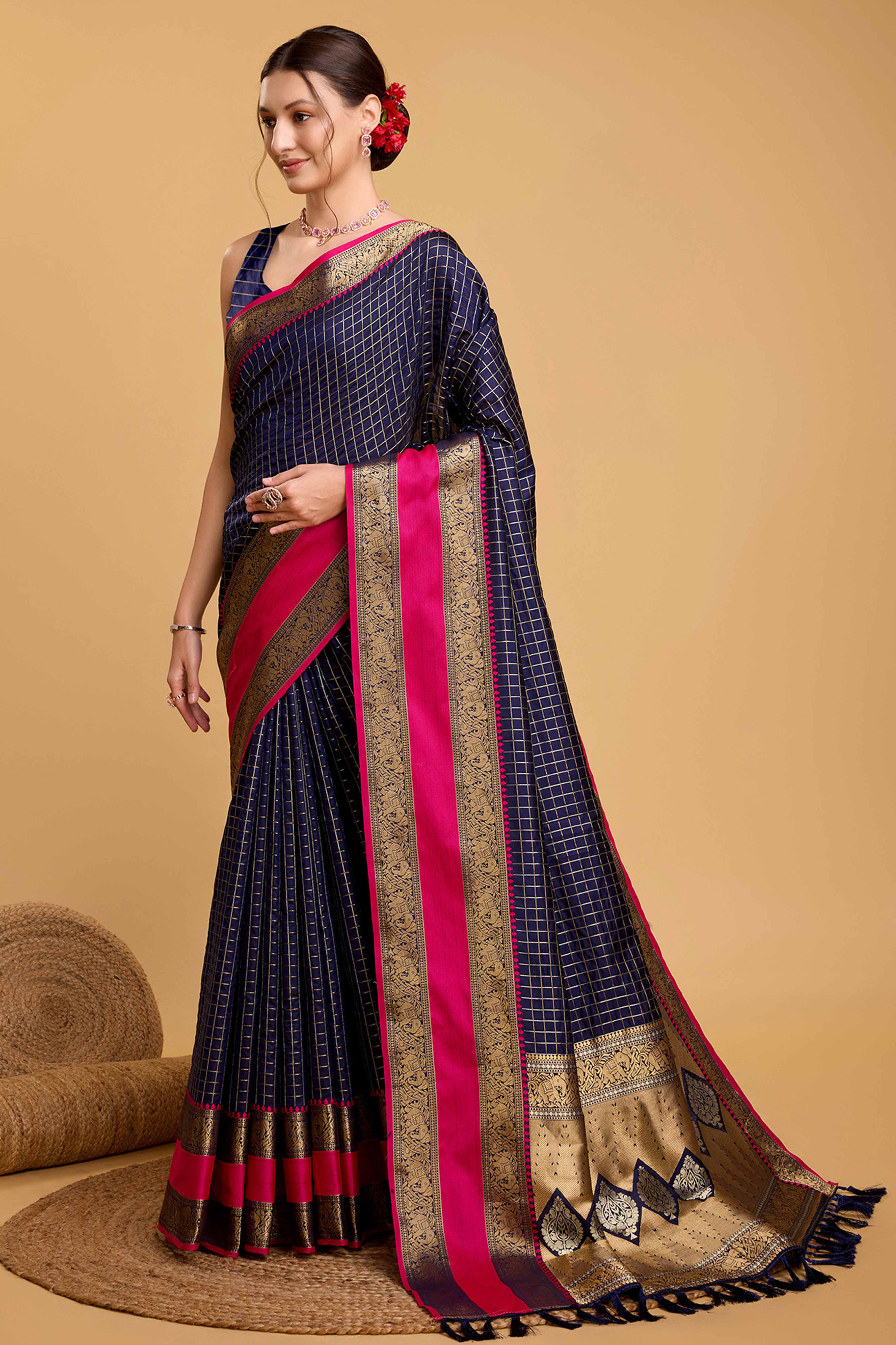 Navy Blue Zari Weaving Banarasi Silk Saree - Image 3