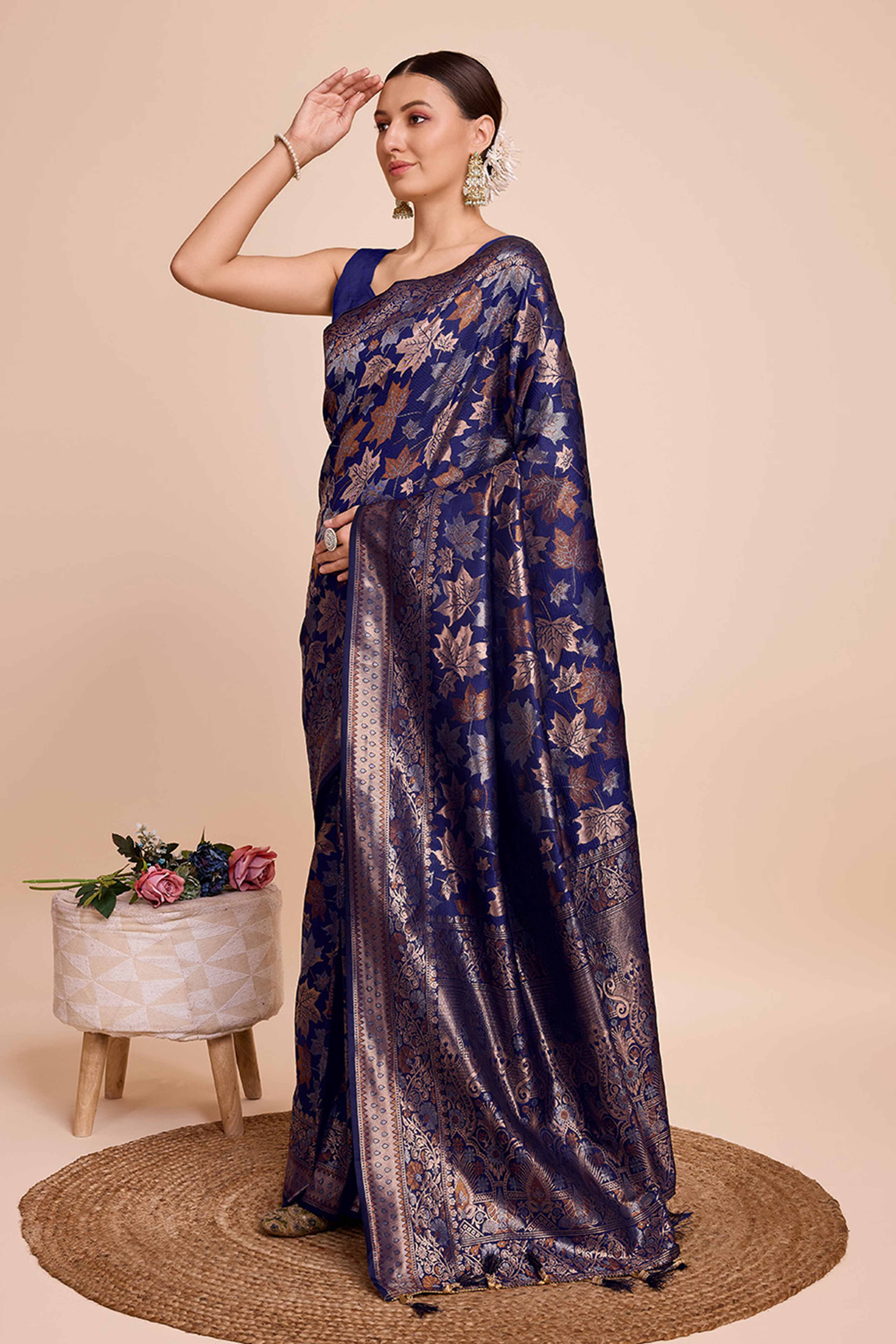 Navy Blue Zari Weaving Pure Silk Saree - Image 4