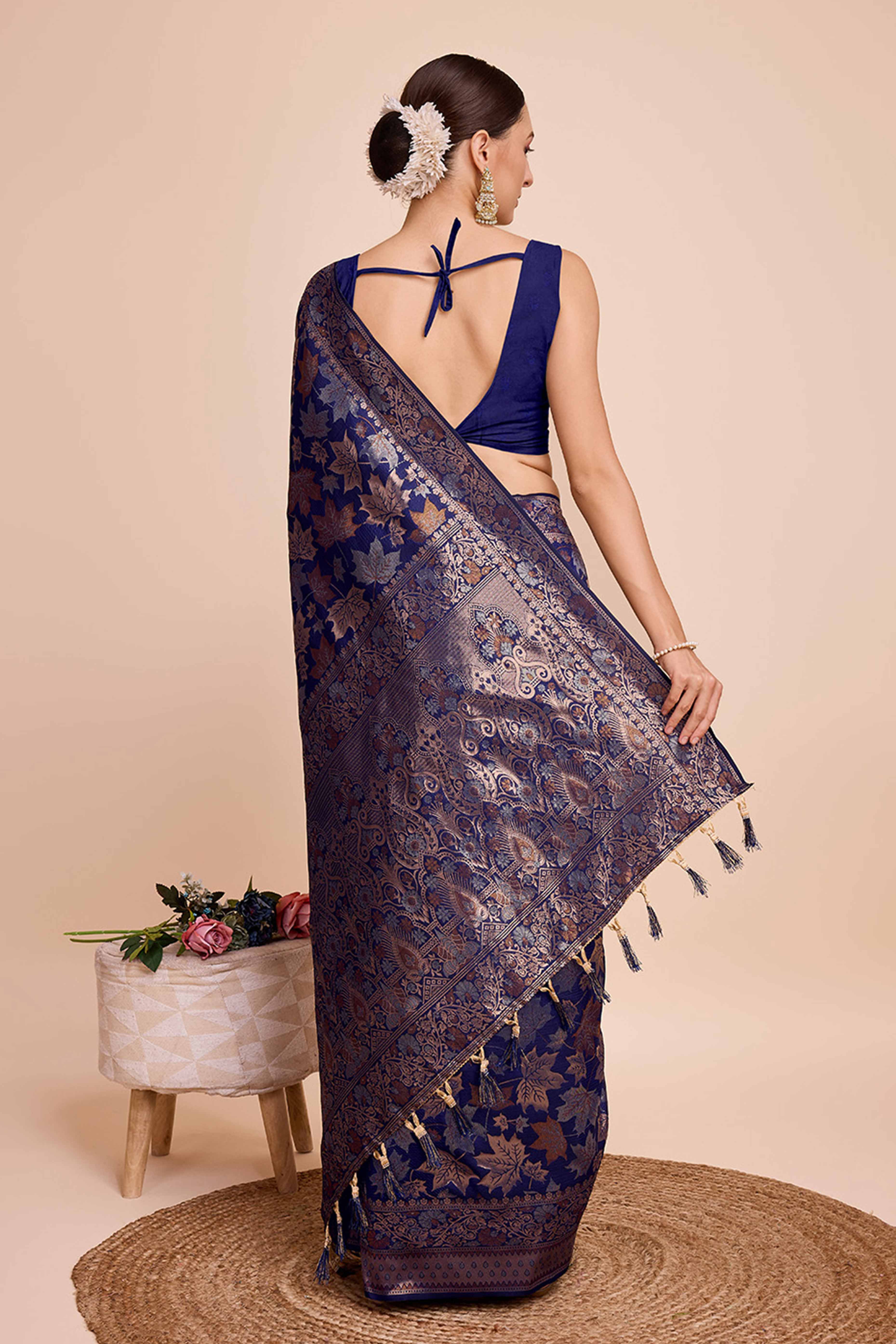 Navy Blue Zari Weaving Pure Silk Saree - Image 5