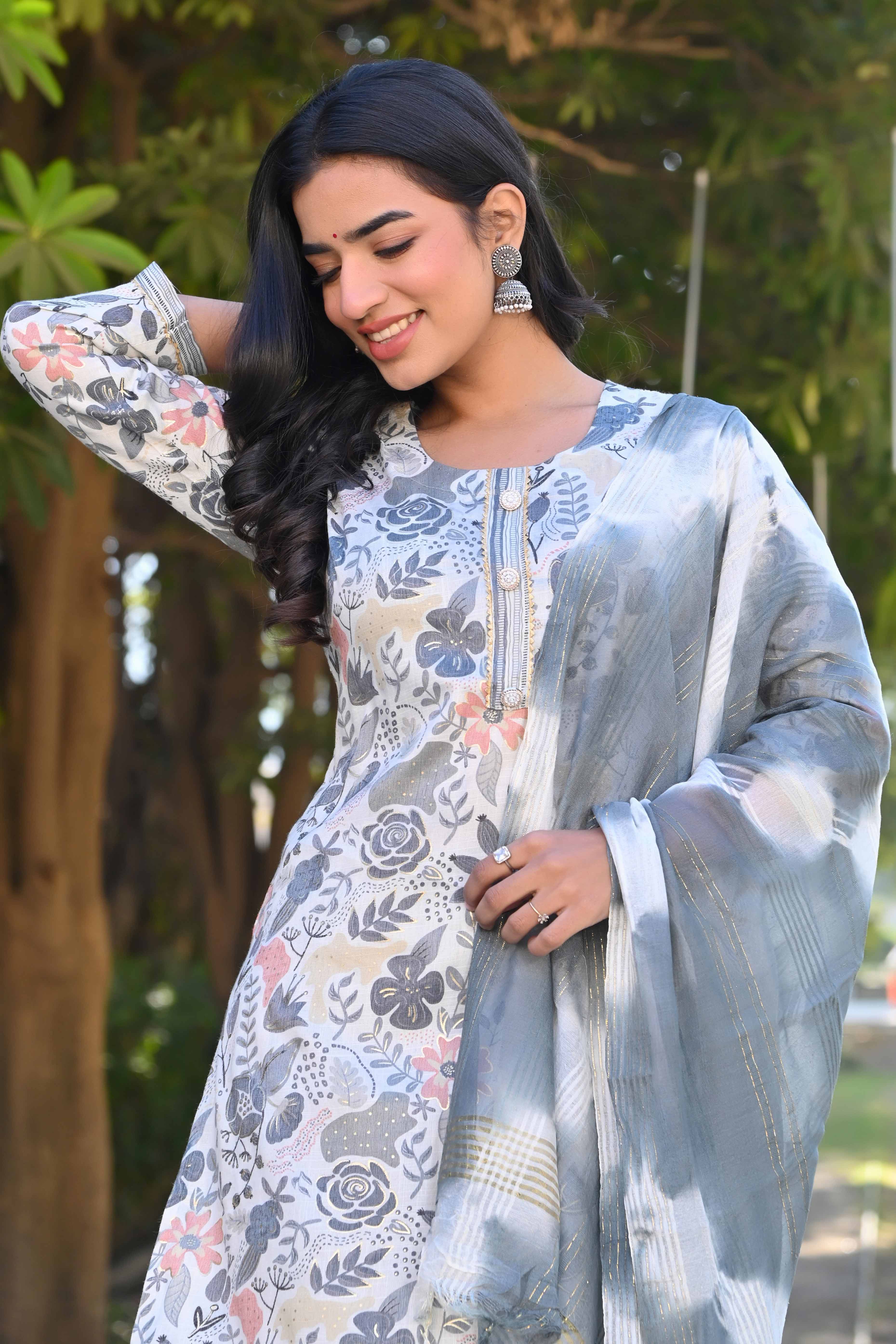 Off White Floral Foil Printed Rayon Salwar Suit - Image 7