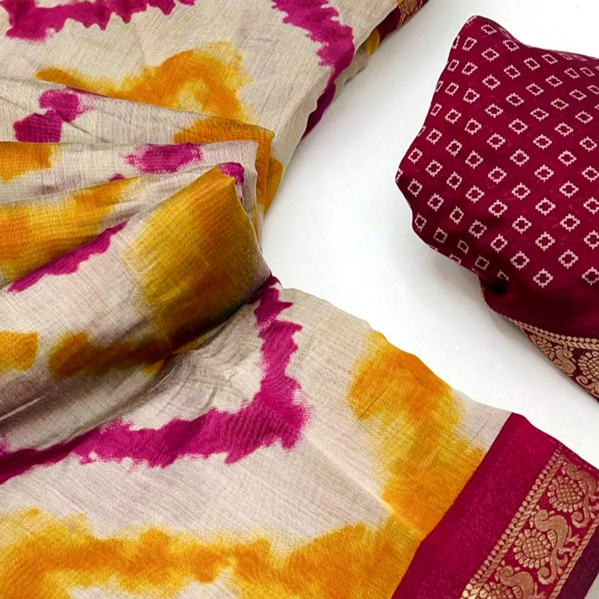 Off White & Pink Dual Shade Saree with Artistic Leheriya Prints in Cotton Silk - Image 2