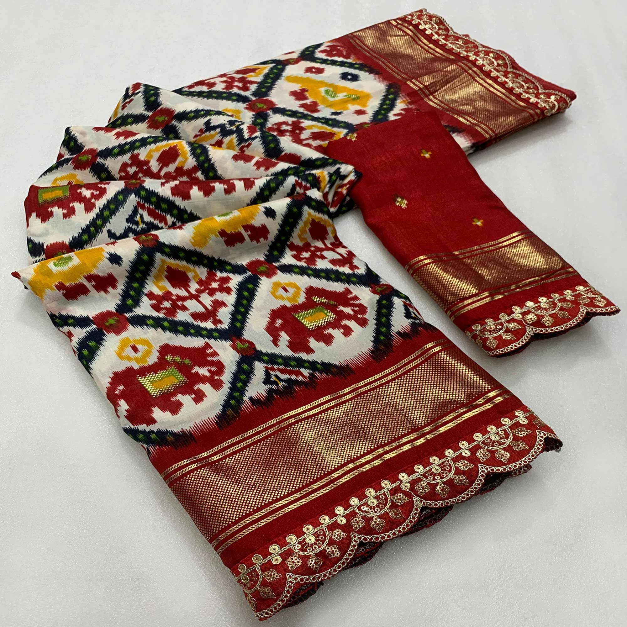 Off White & Red Ikkat Printed Dola Silk Saree With Sequins Embroidery Border - Image 2