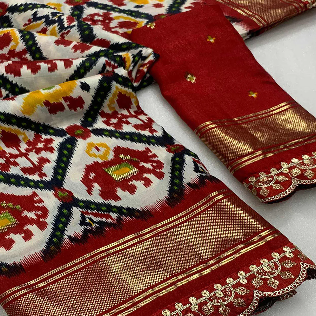 Off White & Red Ikkat Printed Dola Silk Saree With Sequins Embroidery Border - Image 3