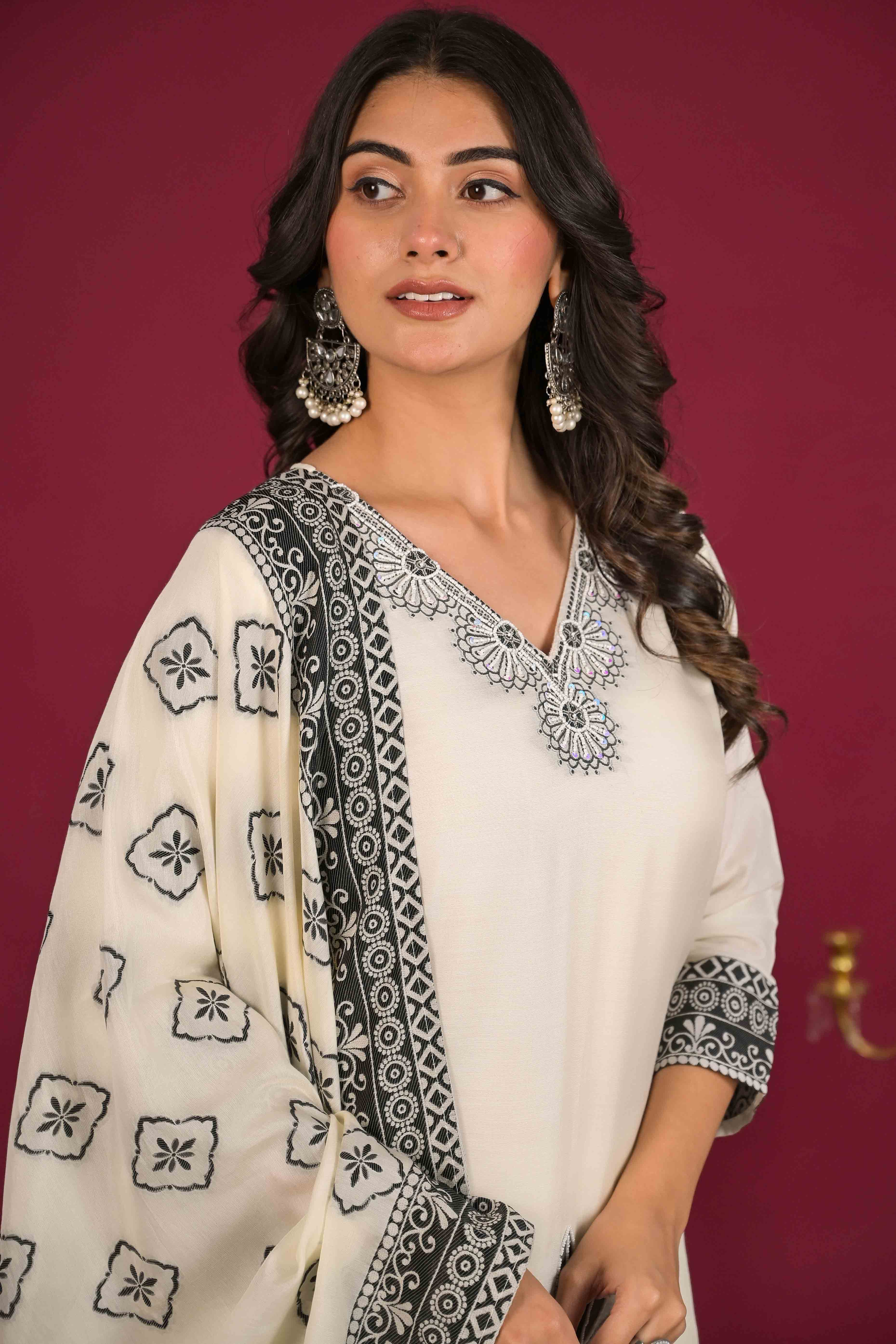Off White Woven Muslin Salwar Suit With Beads Work - Image 2
