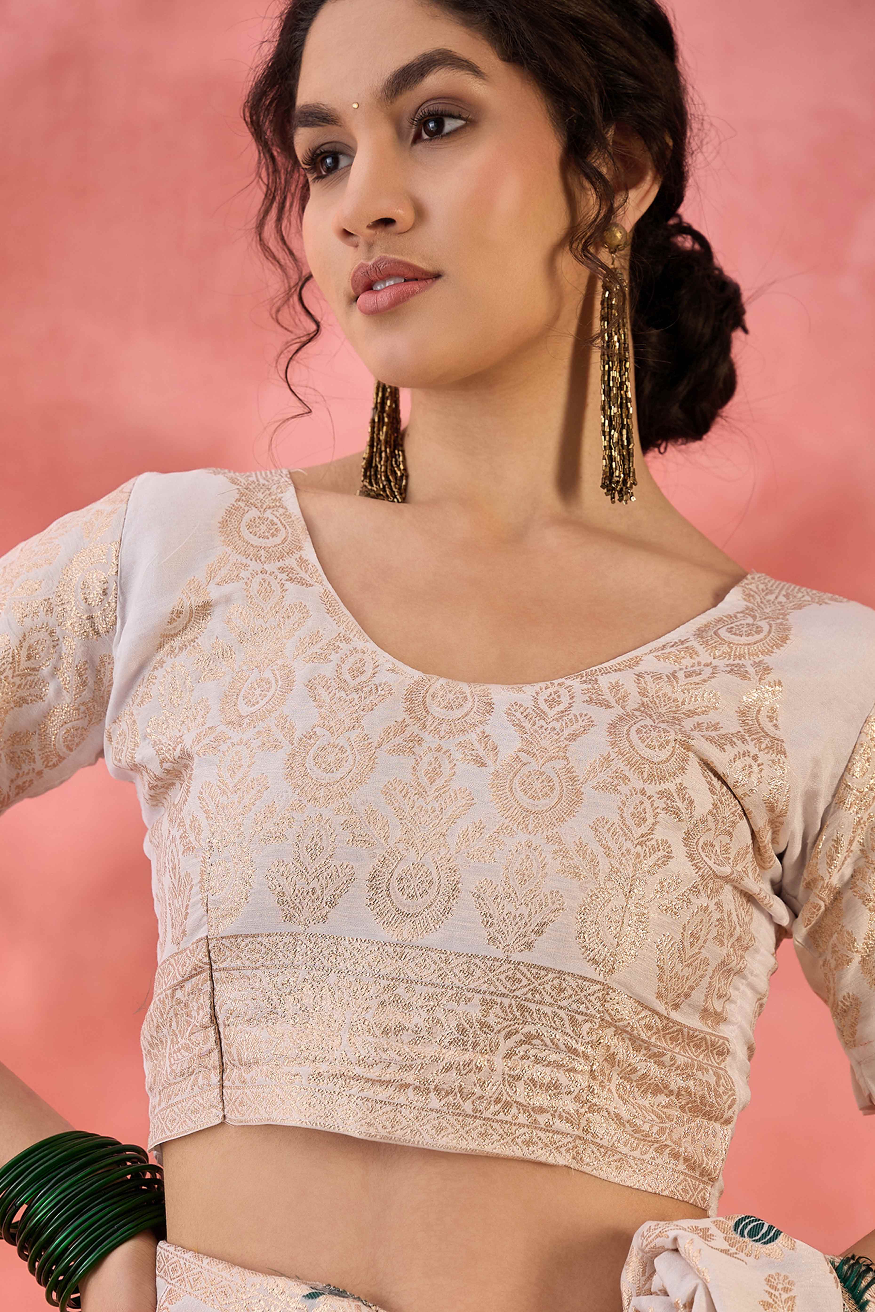 Offwhite Cotton Meena Jacquard Saree Featuring Intricate Floral Weaving & Tassels On The Pallu - Image 6