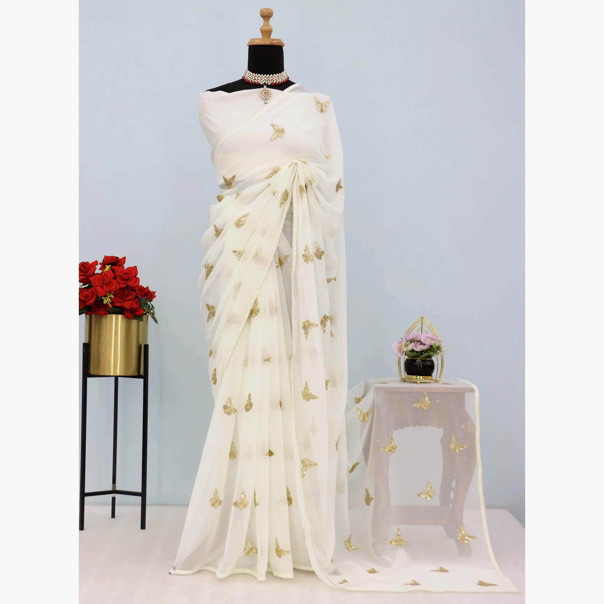 Offwhite Embroidered Georgette Saree With Shimmering Butterfly Sequin Work - Image 7