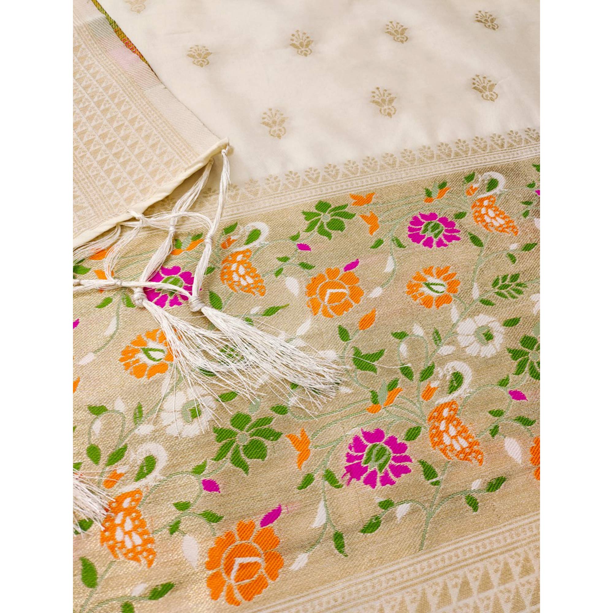 Offwhite Floral Zari Woven Banarasi Silk Dress Material - Image 5
