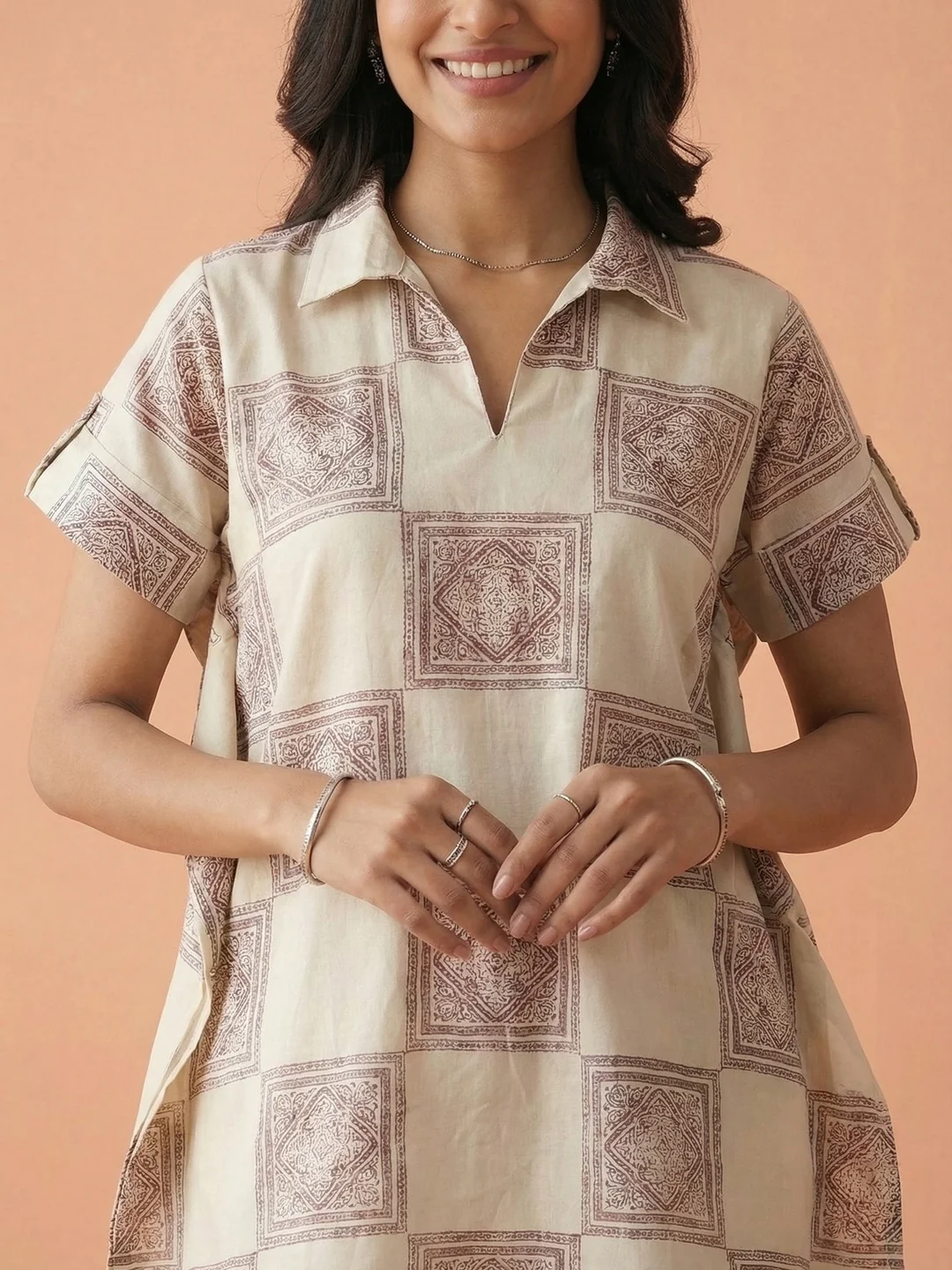 Offwhite & Maroon Pure Cotton Top Bottom Set with Block Print Design - Image 4