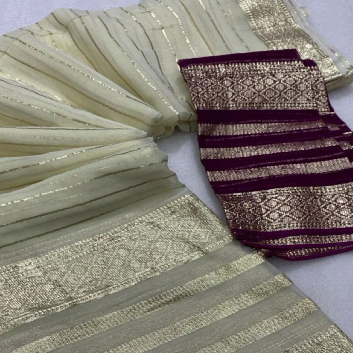 Offwhite & Purple Striped Zari Woven Viscose Saree - Image 2